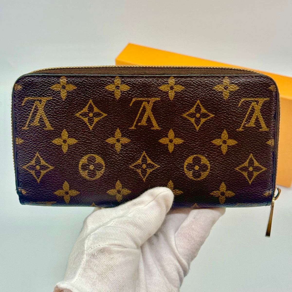 LOUIS VUITTON CRAFTY ラウンドジップ ウォレット モノグラム ルイヴィトン LOUIS VUITTON モノグラム ラウンドジップ