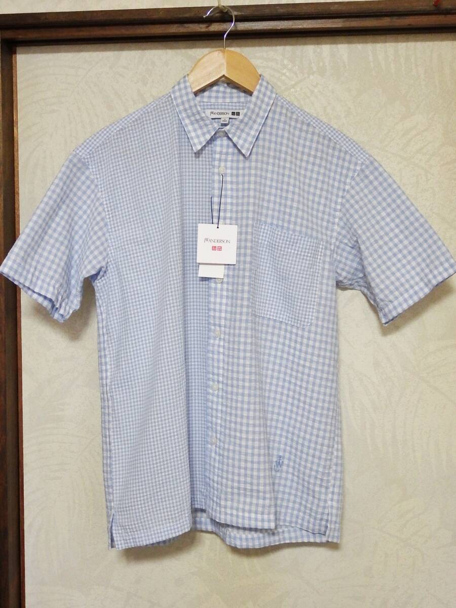 タグ付き新品】 ユニクロ JW ANDERSON 半袖 シアサッカーシャツ タグ付き新品】 ユニクロ JW ANDERSON 半袖 シアサッカーシャツ
