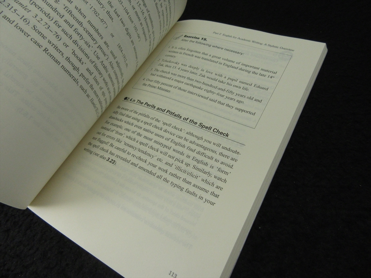 本 『アカデミックライティング 応用編　文学・文化研究の英語論文作成法』 ■送120円　慶應義塾大学出版会○_画像3