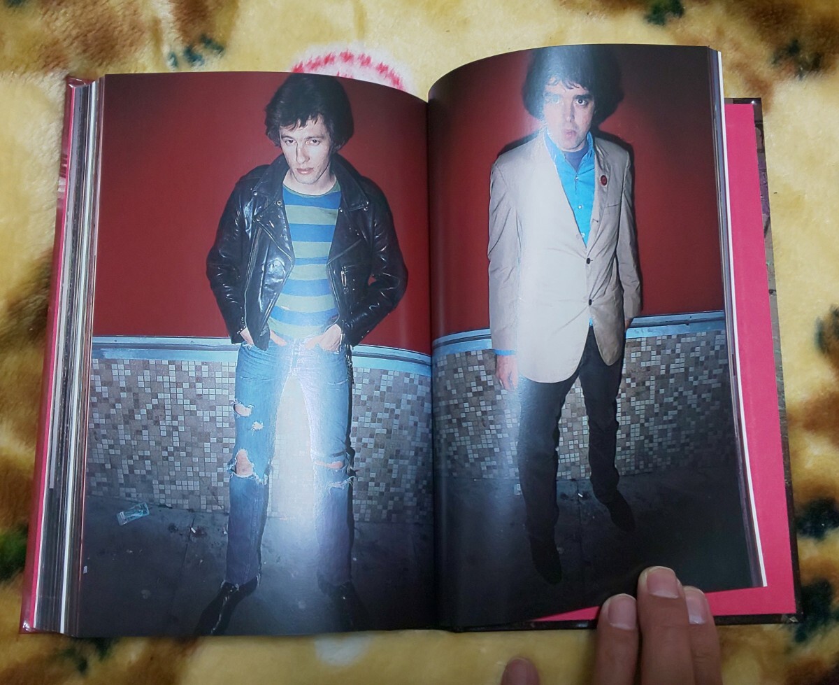 25%OFF】 We're Desperate - The Punk Rock Photography of Jim 25%OFF】 We're Desperate - The Punk Rock Photography of Jim