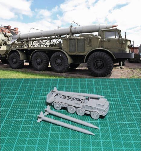 レジンキット 1/144 Russian Frog 7 Luna-M Rocket Launching & Reloading Vehicle_画像4