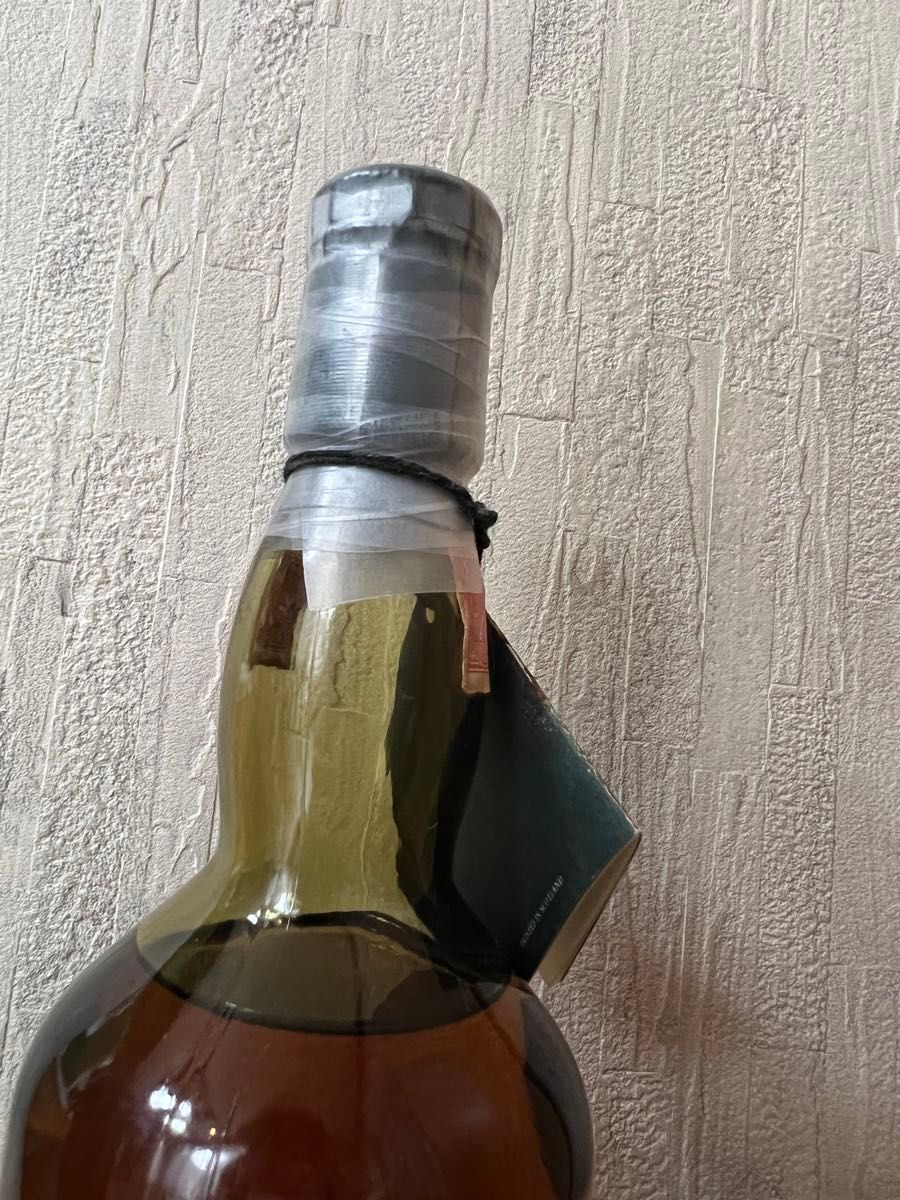 超貴重 ラガヴーリン 16年 750ml White Horse表記 旧ボトル 超貴重 ラガヴーリン 16年 750ml White Horse表記 旧ボトル