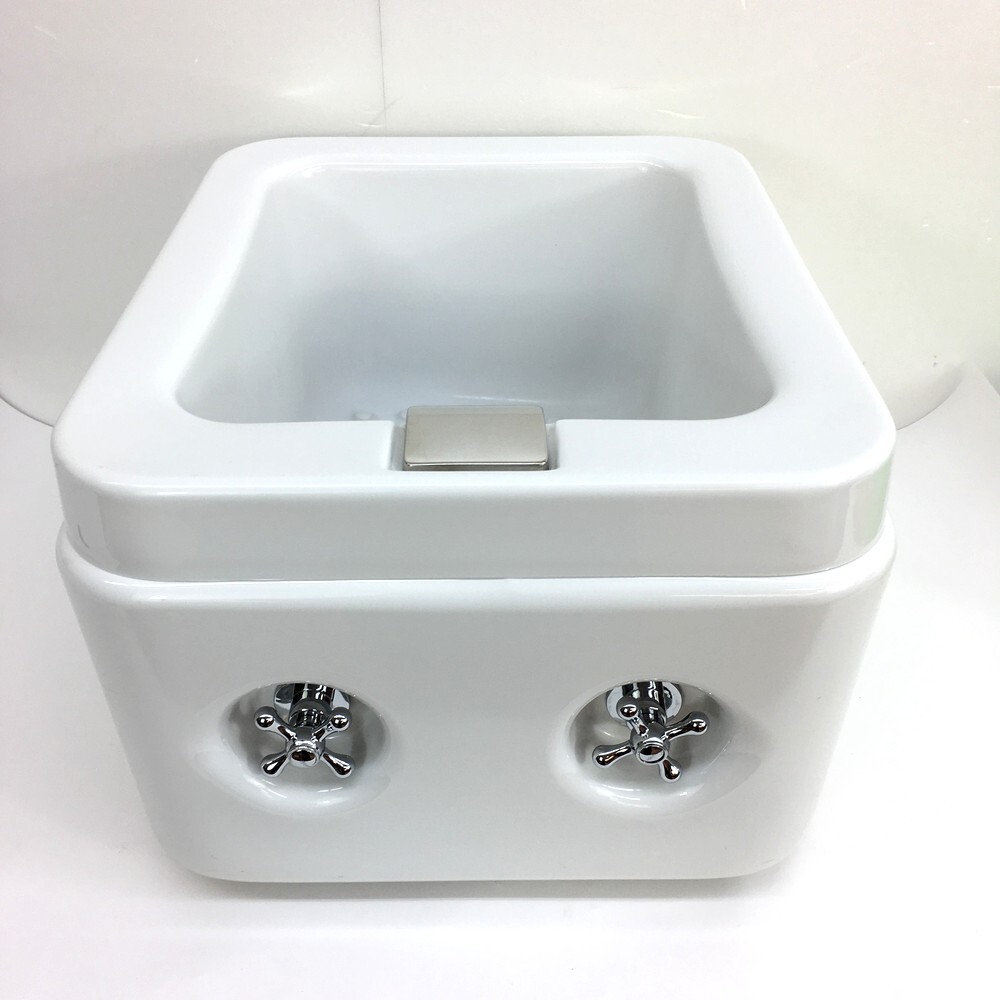 □【同梱不可】【160】中古品 インクコーポレーション フットバス バスタブ 足湯用 小型 置き型 幅54 奥行44 高さ34cm 現状品