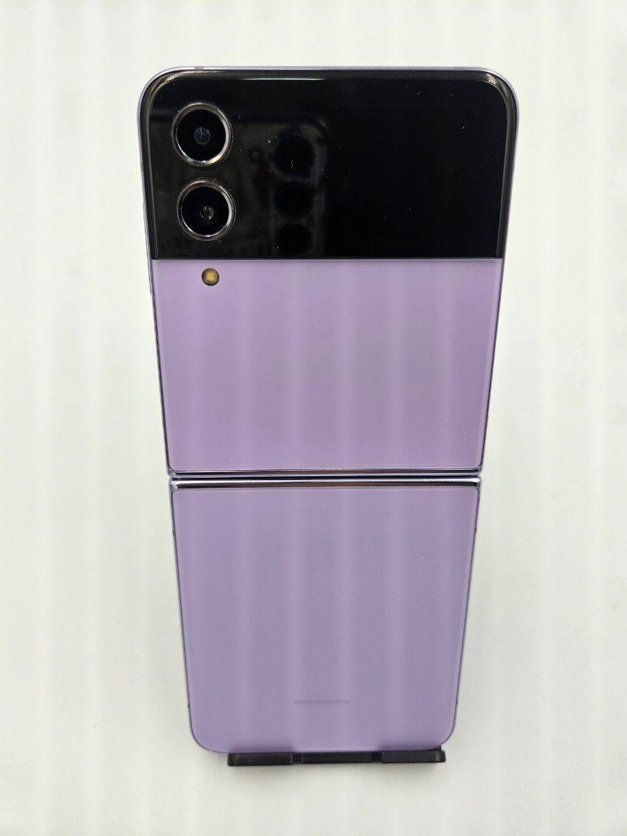 (週末限定お値下げ)SIMフリー Galaxy Z Flip4 海外版 SM-F921W (週末限定お値下げ)SIMフリー Galaxy Z Flip4 海外版 SM-F921W