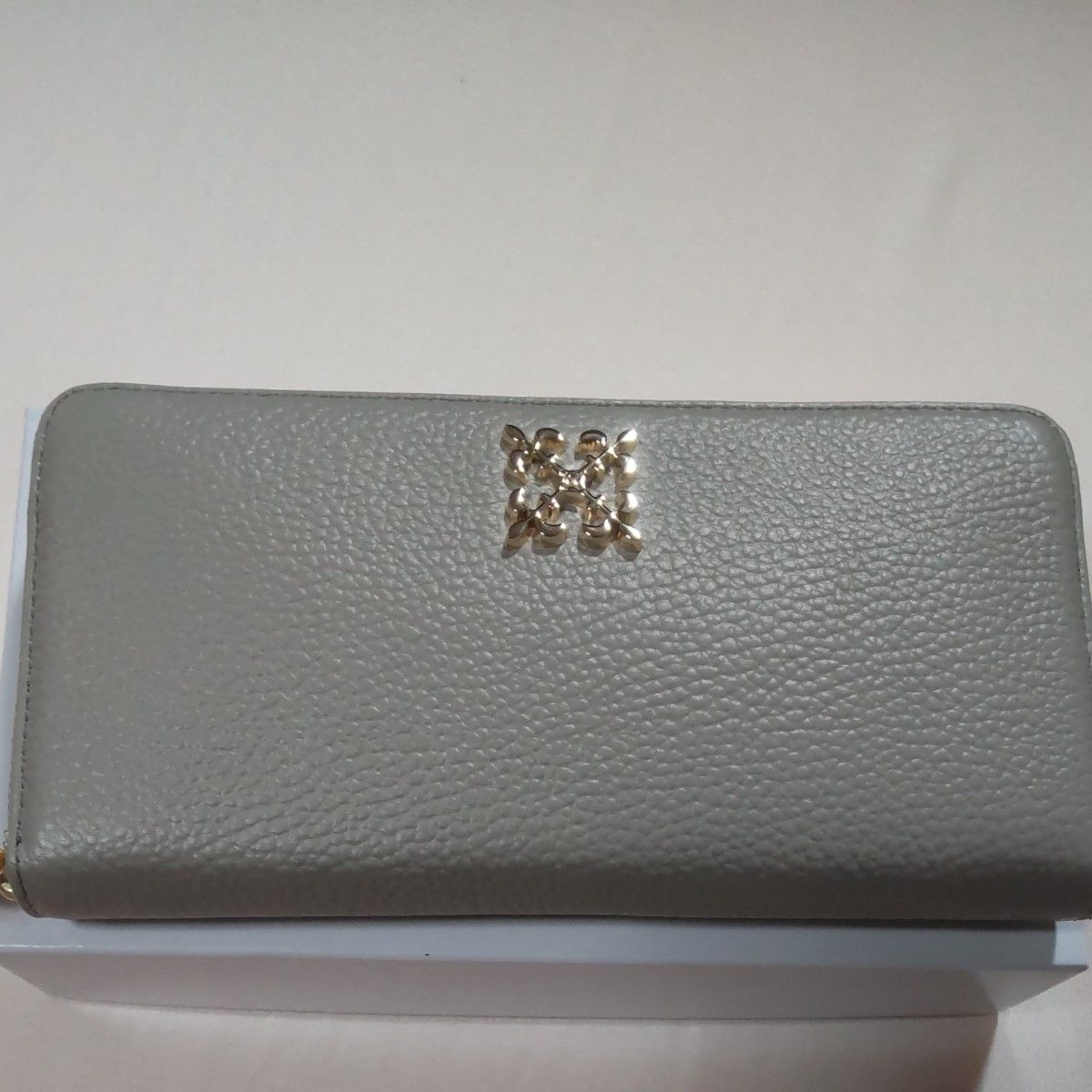 新品・未使用 ラシット モノグラムプレートラウンド ジップ 新品・未使用 ラシット モノグラムプレートラウンド ジップ