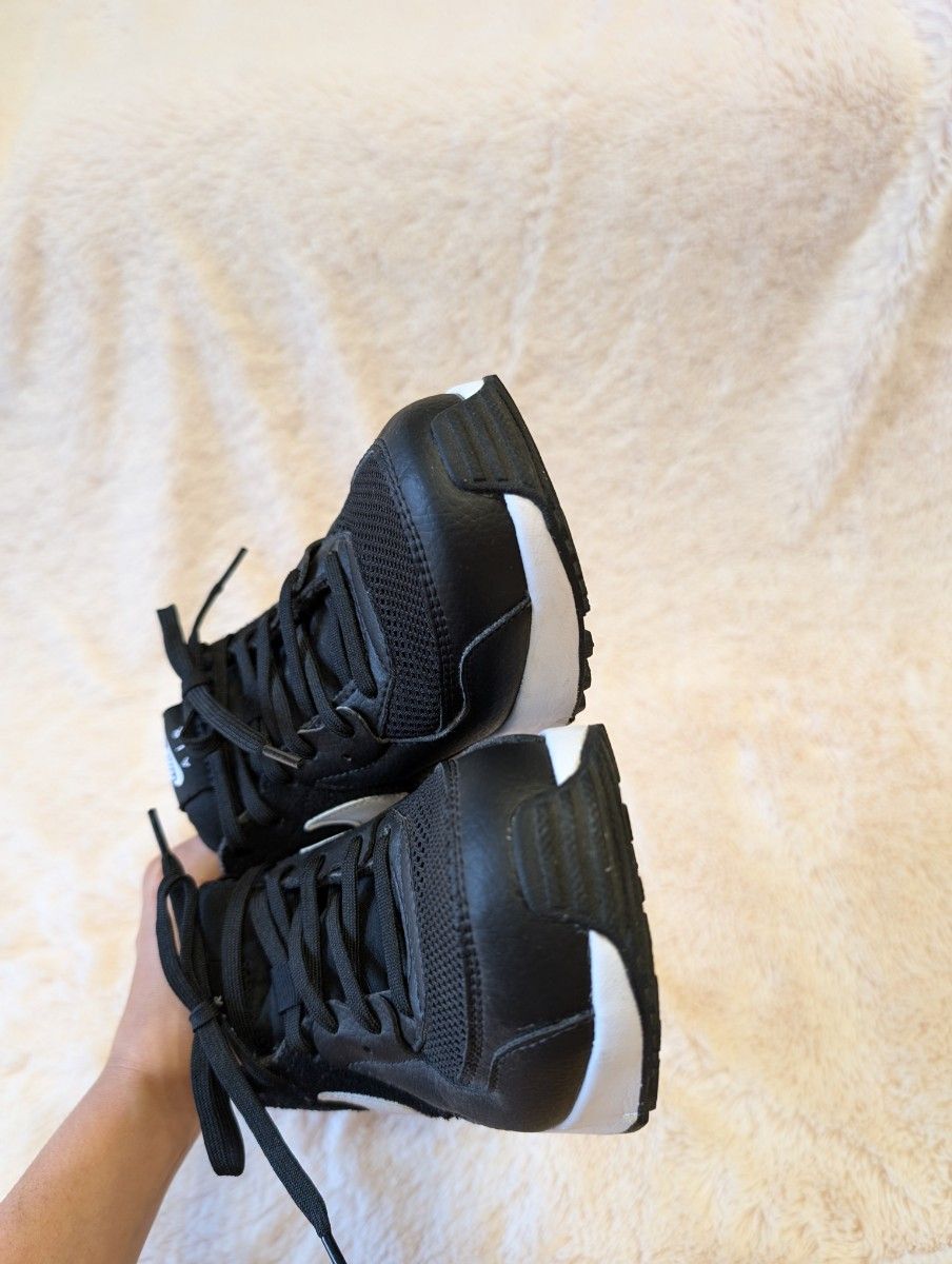 美品 NIKE AIR MAX 25cm 黒色 スニーカー ナイキ エアマックス 美品 NIKE AIR MAX 25cm 黒色 スニーカー ナイキ エアマックス