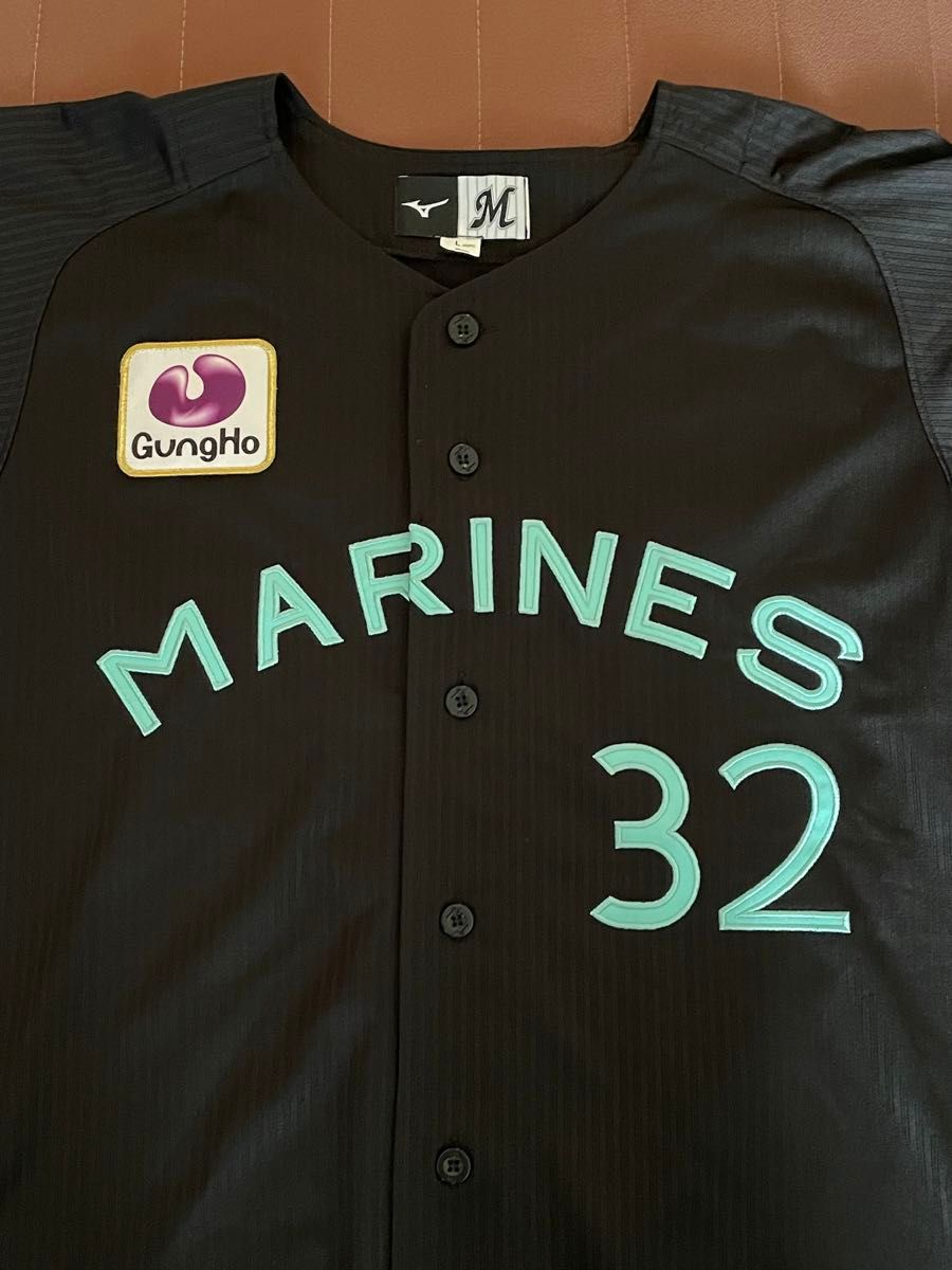希少商品】千葉ロッテマリーンズ 背番号32番 佐藤都志也 選手 希少商品】千葉ロッテマリーンズ 背番号32番 佐藤都志也 選手