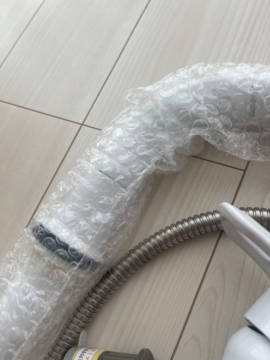 LIXIL INAX ホース収納式 シングルレバー 洗髪シャワー SF-500S LIXIL INAX ホース収納式 シングルレバー 洗髪シャワー SF-500S