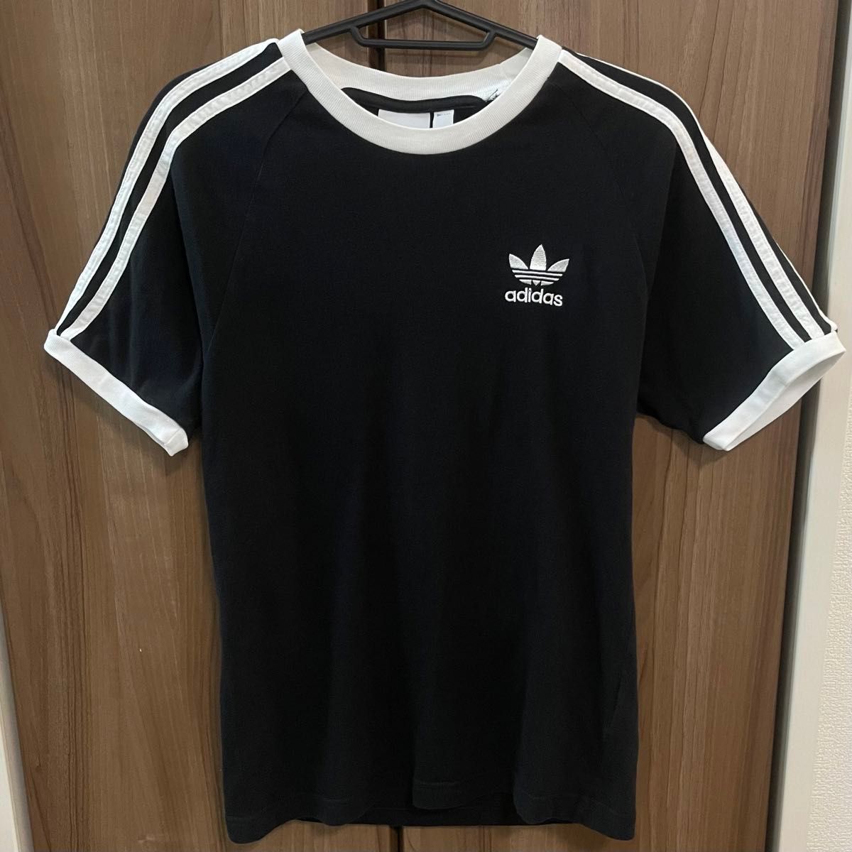 adidas originals トレフォイル スリーストライプ ロゴ リンガー adidas originals トレフォイル スリーストライプ ロゴ リンガー