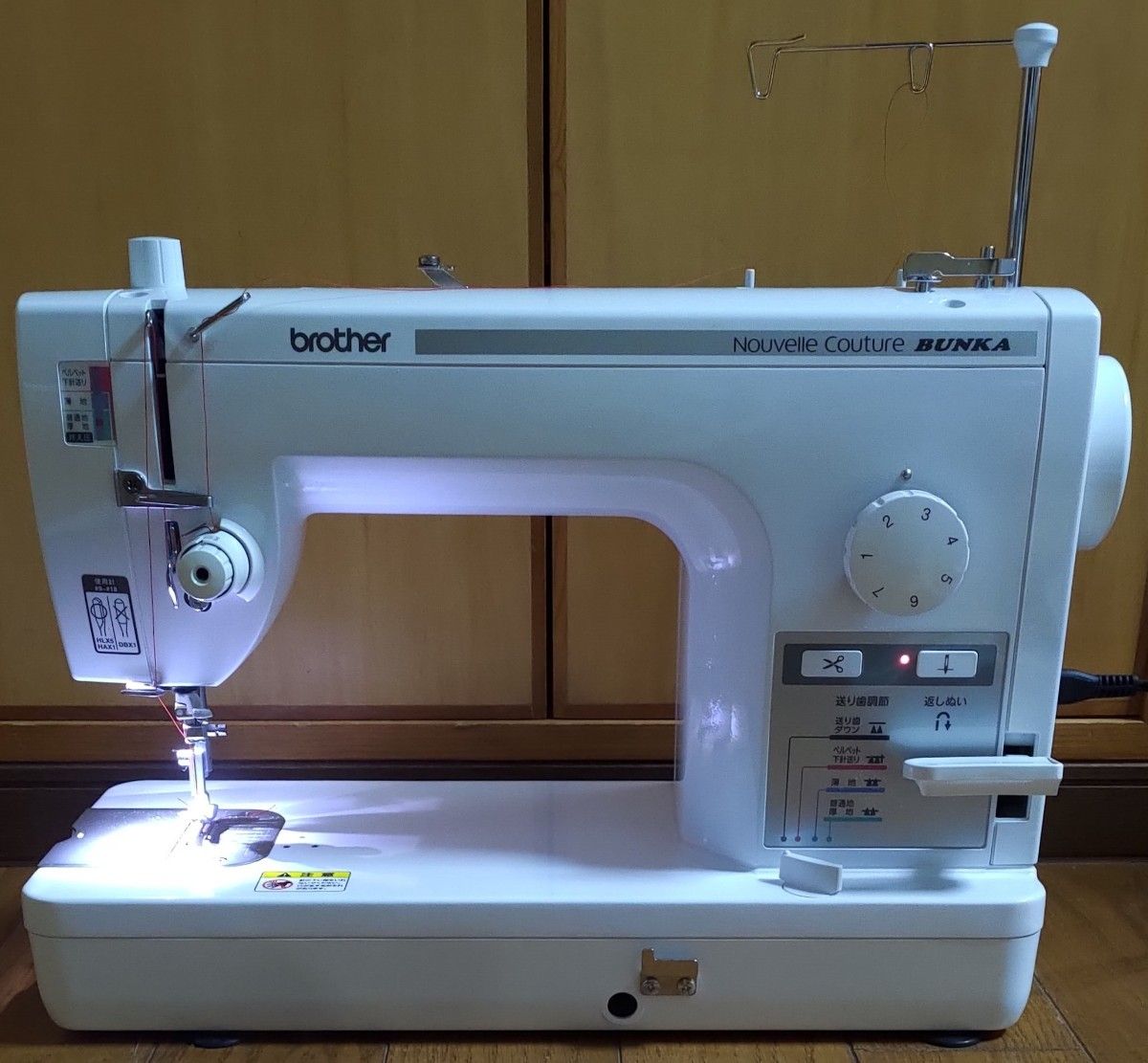 ブラザー 職業用ミシン ヌーベルクチュール TAT7604 BUNKA ブラザー 職業用ミシン ヌーベルクチュール TAT7604 BUNKA