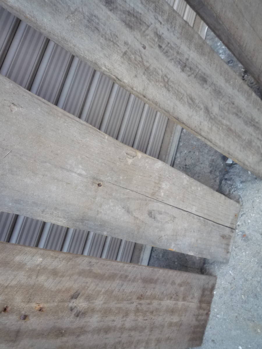 Qj495 築100年以上 古民家 古材 190cm 5本 床板 無垢材 天然素材 ビンテージウッド アンティーク リノベーション シャビーシック 什器 看板_画像5