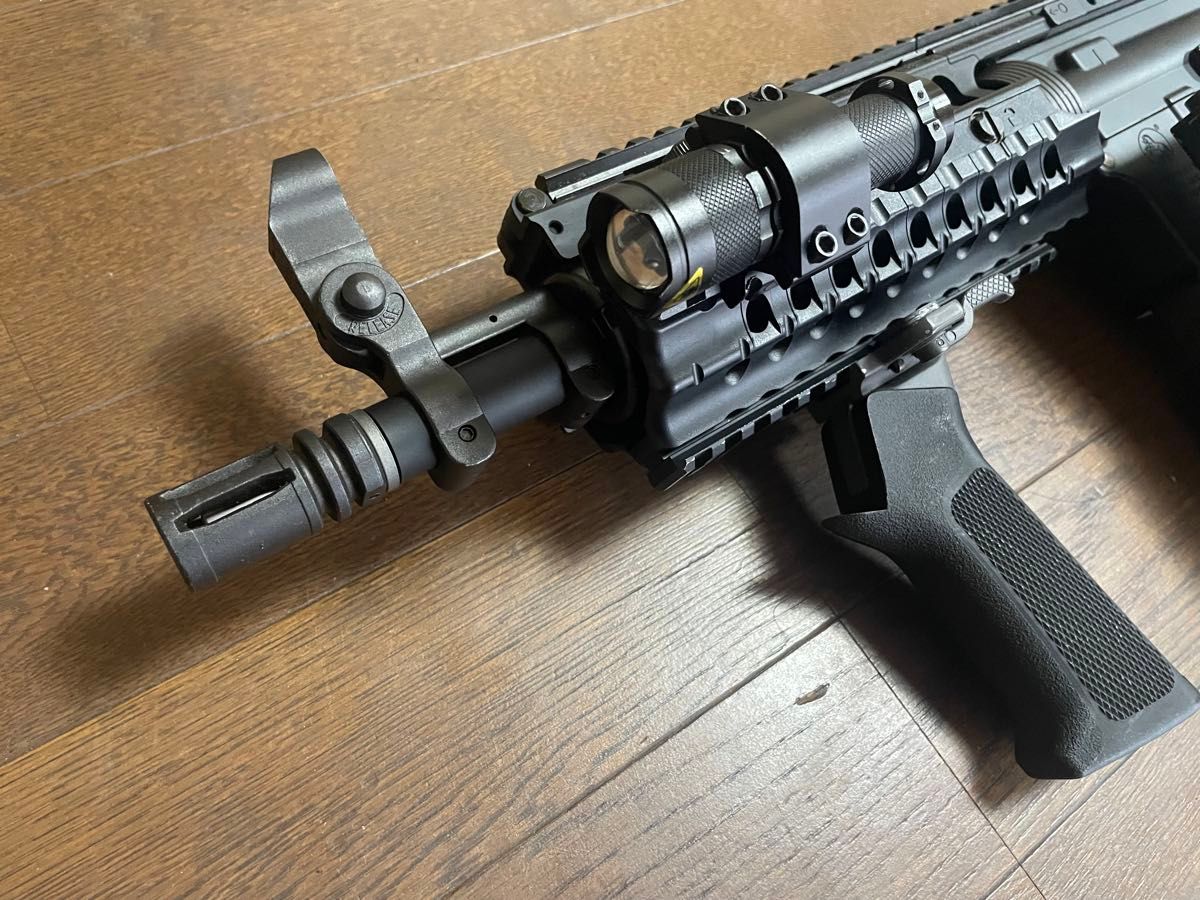 M4 S-system ショートバレルカスタム ライト グリップ マガジン M4 S-system ショートバレルカスタム ライト グリップ マガジン