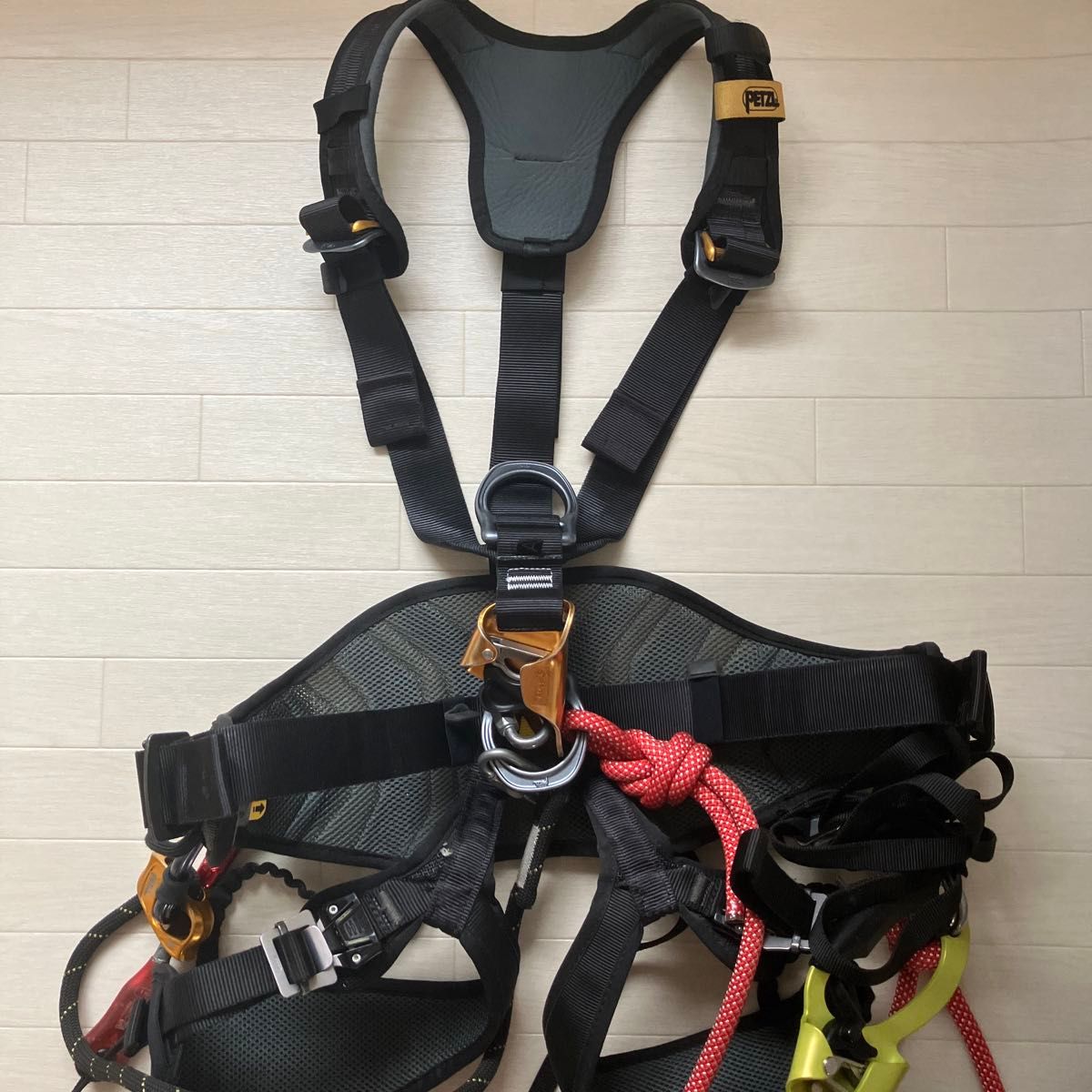 アバオ ボッド 欧州バージョン - PETZL|PROFESSIONAL|ハーネス アバオ ボッド 欧州バージョン - PETZL|PROFESSIONAL|ハーネス