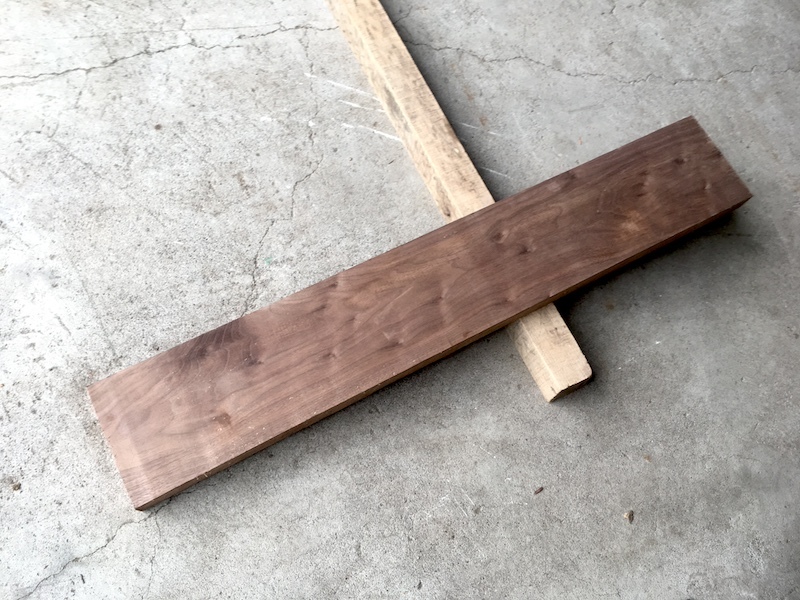 アルミ板 40x300x915 (厚x幅x長さ㍉) 保護シート付 工具、DIY用品 アルミ板 40x300x915 (厚x幅x長さ㍉) 保護シート付 工具、DIY用品