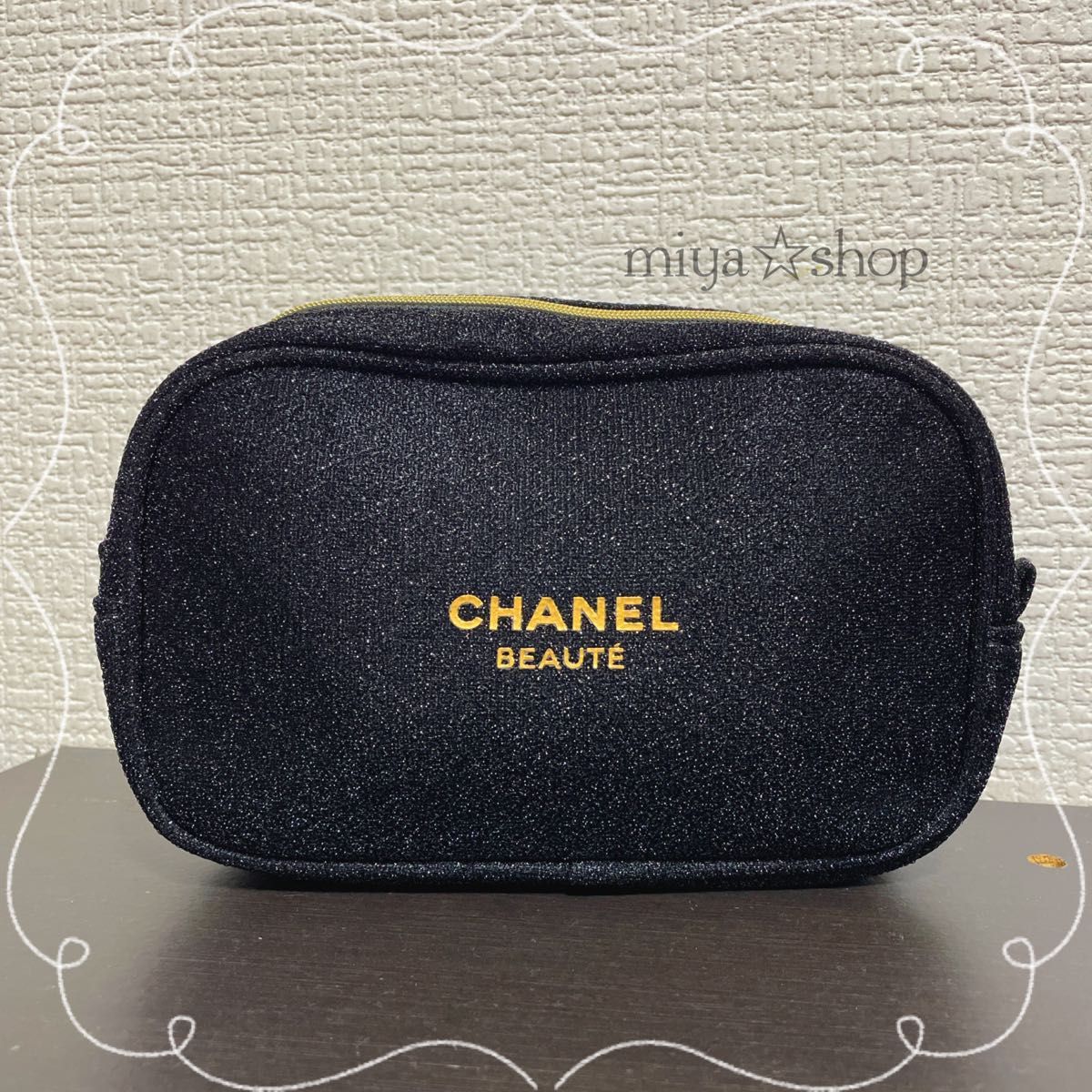 CHANEL シャネル 未使用 人気 ノベルティ ポーチ チェーン CHANEL シャネル 未使用 人気 ノベルティ ポーチ チェーン
