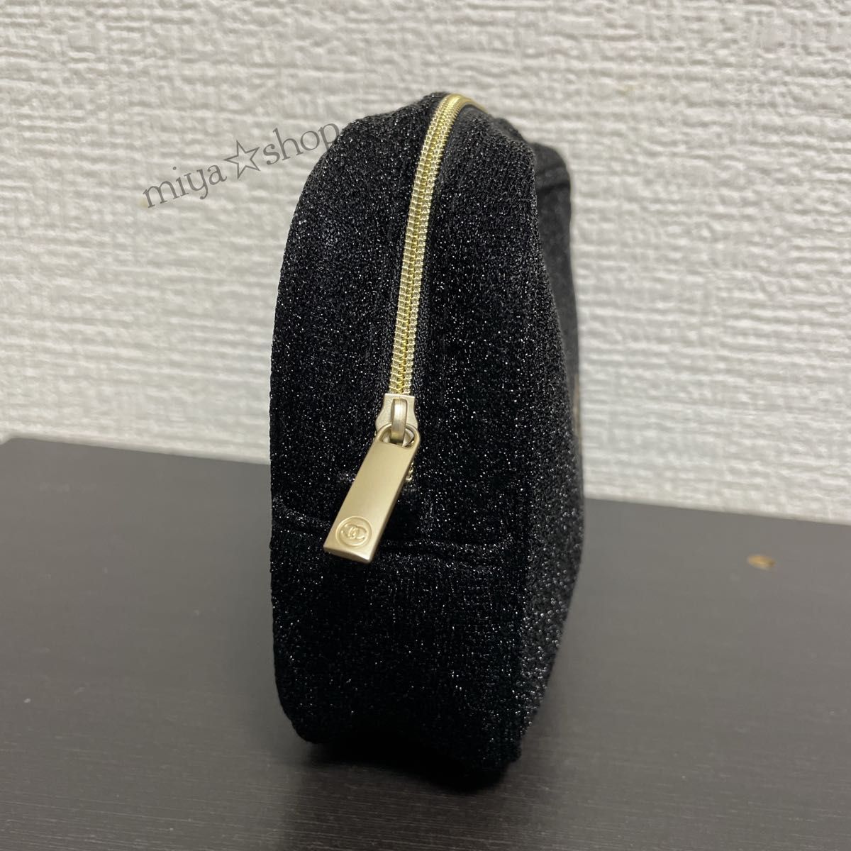 CHANEL シャネル 未使用 人気 ノベルティ ポーチ チェーン CHANEL シャネル 未使用 人気 ノベルティ ポーチ チェーン