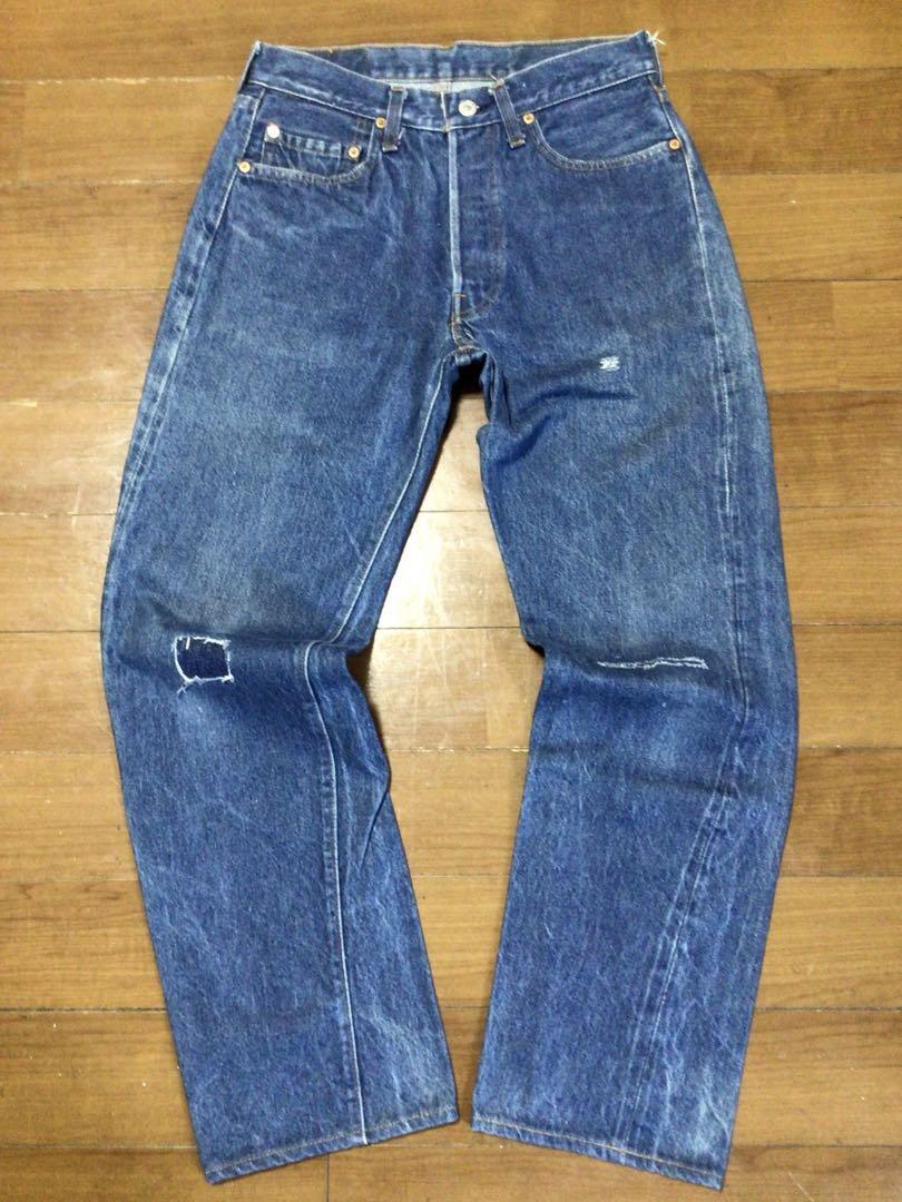 82年USA製リーバイス501 赤耳 W30 股下75cm 裾チェーン 黒カン 82年USA製リーバイス501 赤耳 W30 股下75cm 裾チェーン 黒カン