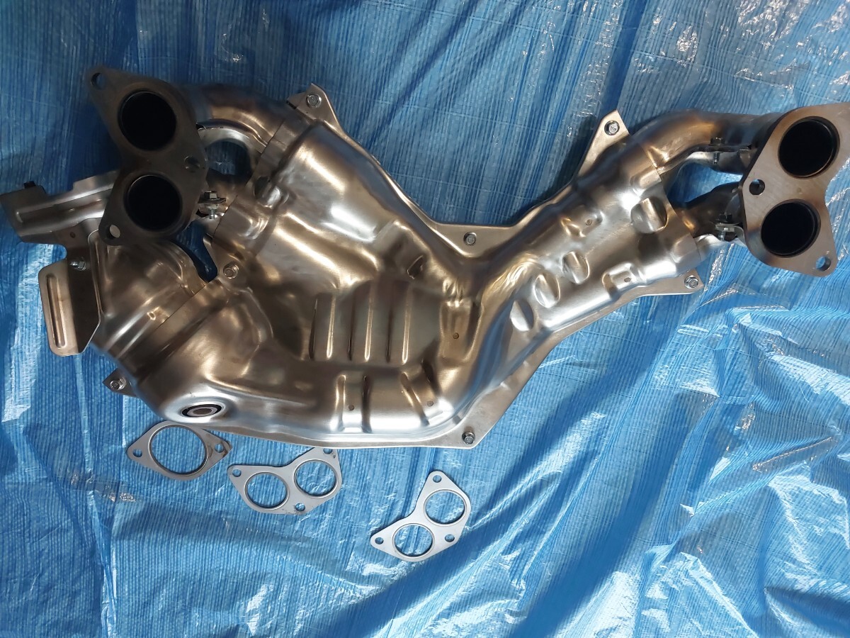 新車外し】GR86 ZN8 / BRZ ZD8 純正エキゾーストマニホールド 新車外し】GR86 ZN8 / BRZ ZD8 純正エキゾーストマニホールド