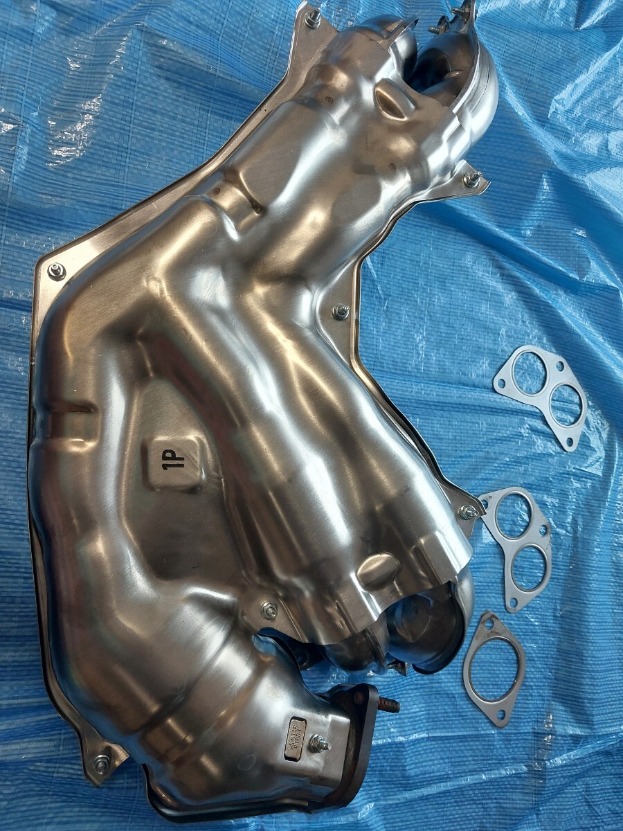 新車外し】GR86 ZN8 / BRZ ZD8 純正エキゾーストマニホールド 新車外し】GR86 ZN8 / BRZ ZD8 純正エキゾーストマニホールド