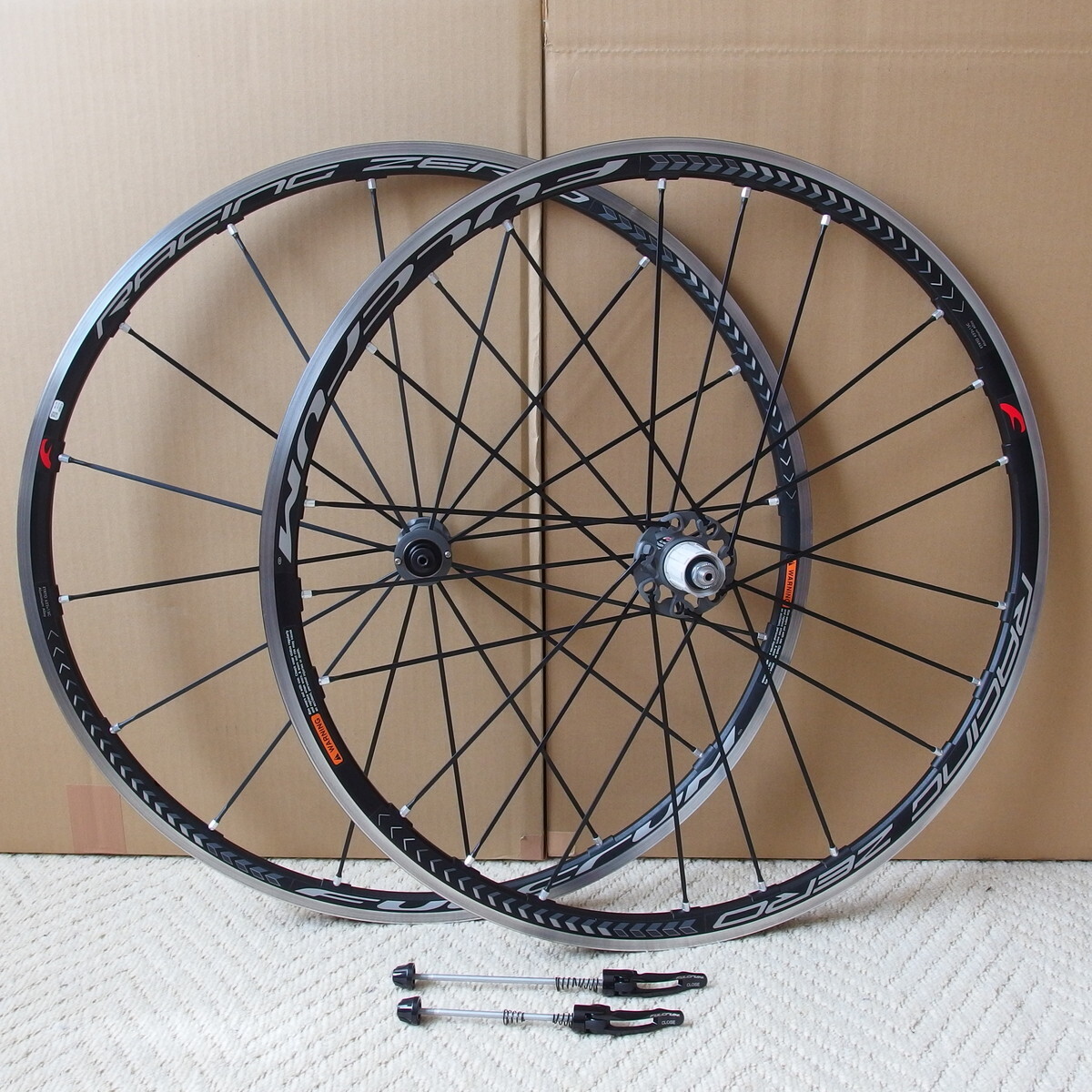 FULCRUM RACING ZERO クリンチャー 15C RIM シマノ11S ★超軽量1405g★