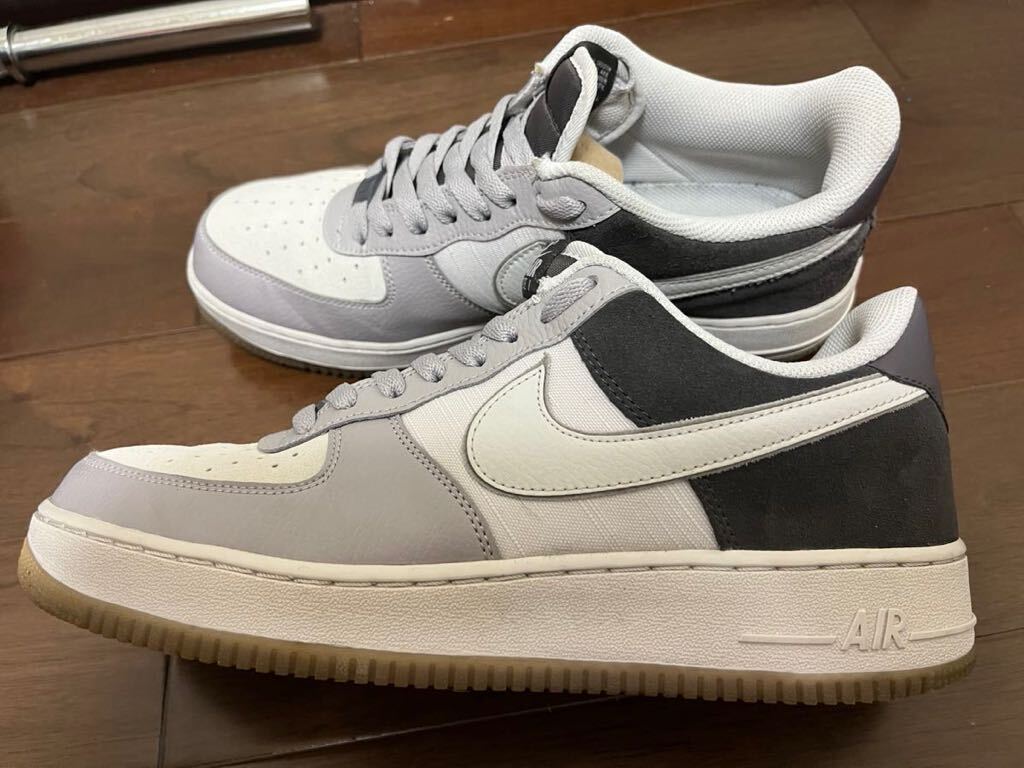 早い者勝ち 送料込 程度良好 NIKE ナイキ AIR FORCE1 07 LV8 早い者勝ち 送料込 程度良好 NIKE ナイキ AIR FORCE1 07 LV8