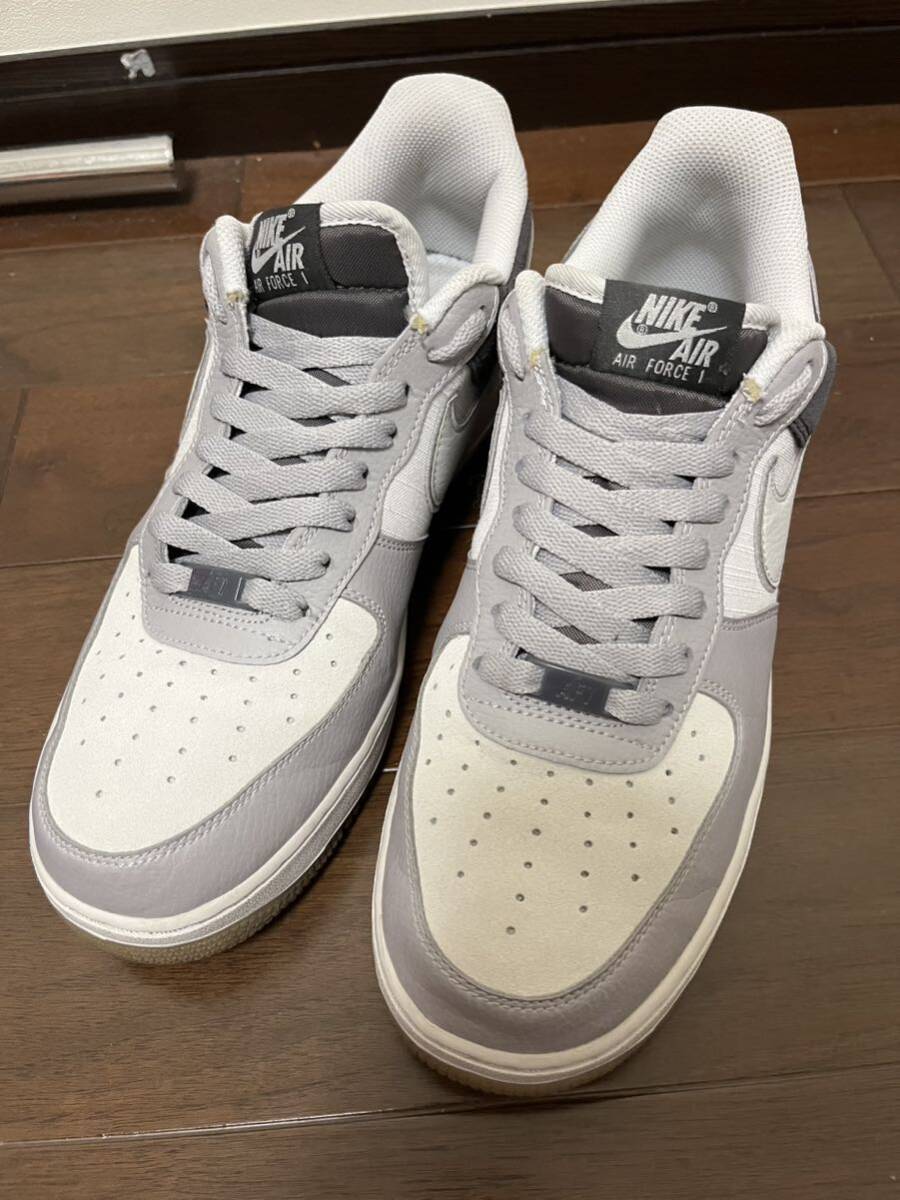 早い者勝ち 送料込 程度良好 NIKE ナイキ AIR FORCE1 07 LV8 早い者勝ち 送料込 程度良好 NIKE ナイキ AIR FORCE1 07 LV8