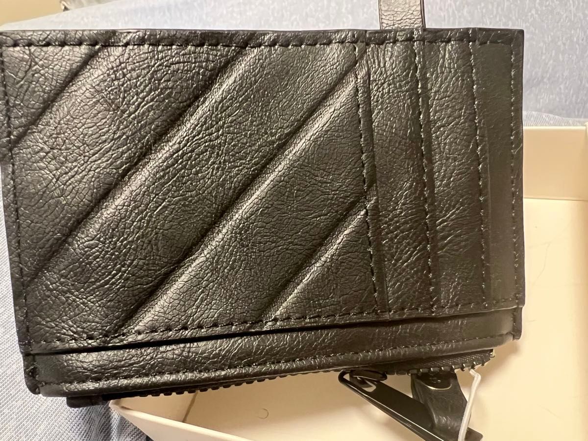 ブラック コインケース ミニ財布 カードケース ZARA ザラ 未使用 ブラック コインケース ミニ財布 カードケース ZARA ザラ 未使用