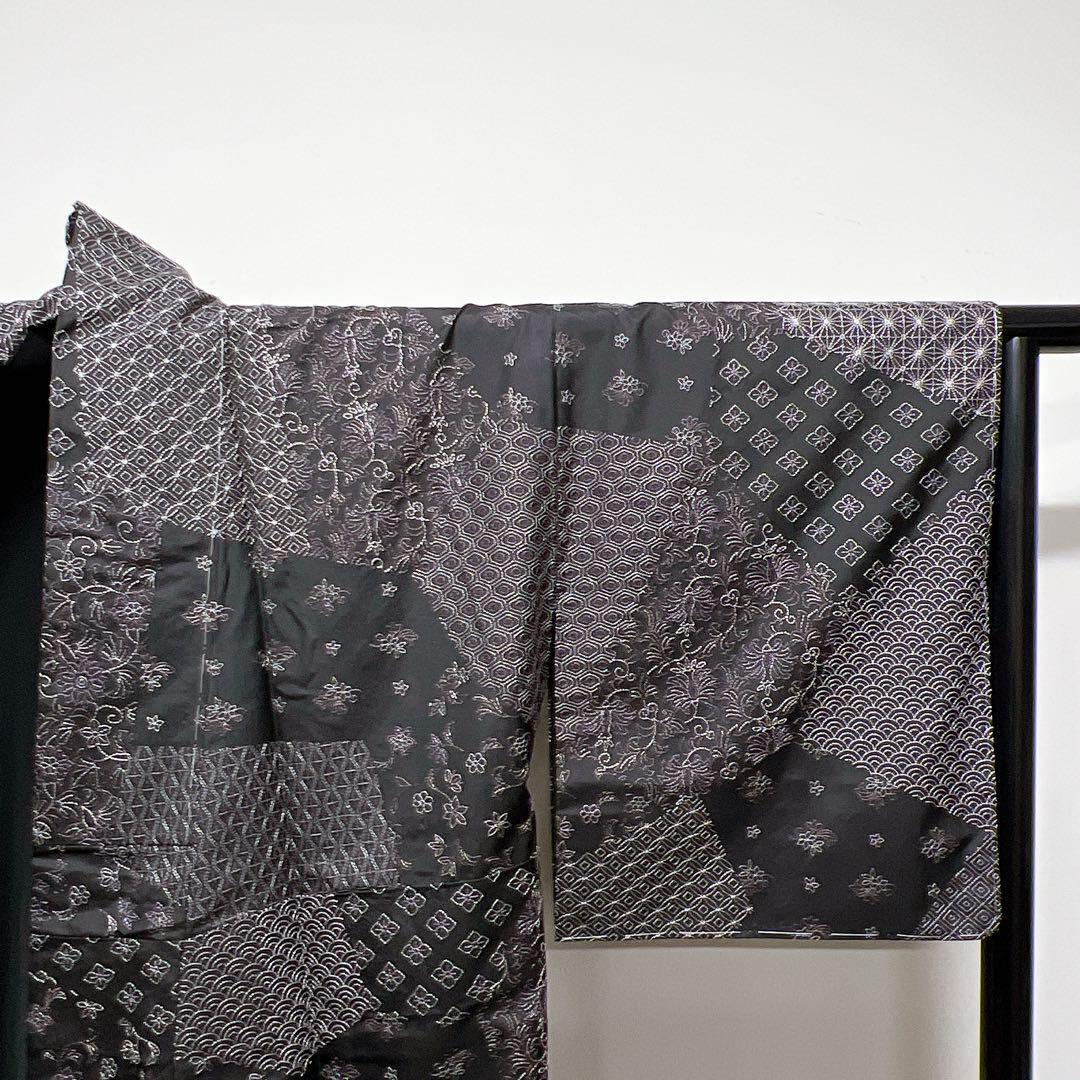 逸品】 総刺子の黒地の大島紬の付け下げ小紋 着物|Yahoo!フリマ 逸品】 総刺子の黒地の大島紬の付け下げ小紋 着物|Yahoo!フリマ