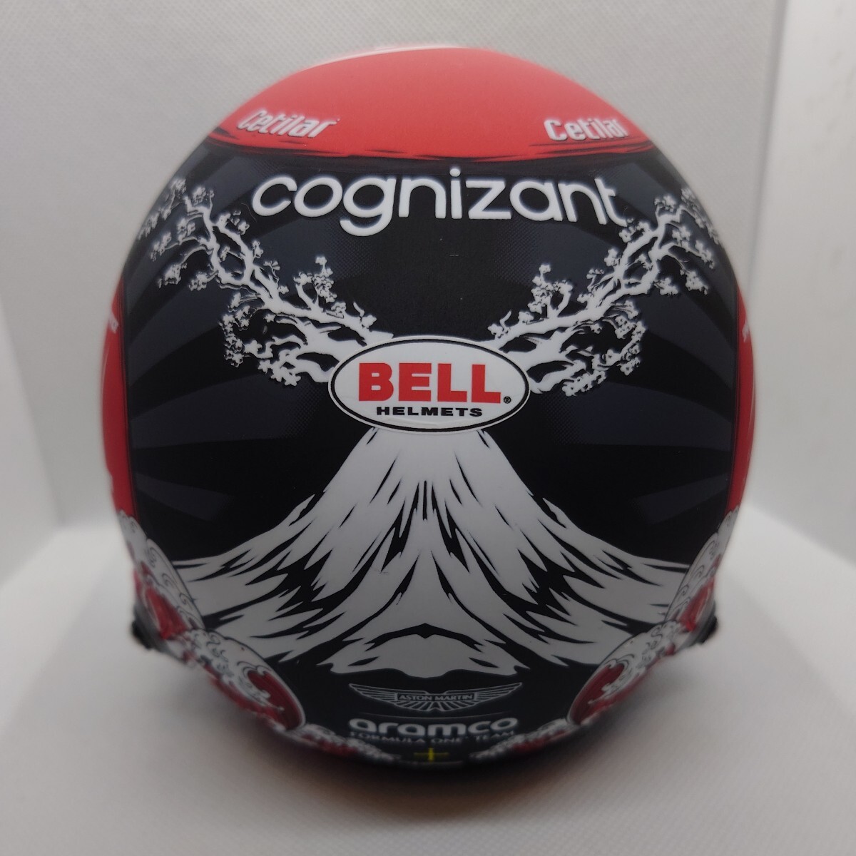 国内未発売】1/2 ヘルメット アストンマーチンF1 F.アロンソ 国内未発売】1/2 ヘルメット アストンマーチンF1 F.アロンソ