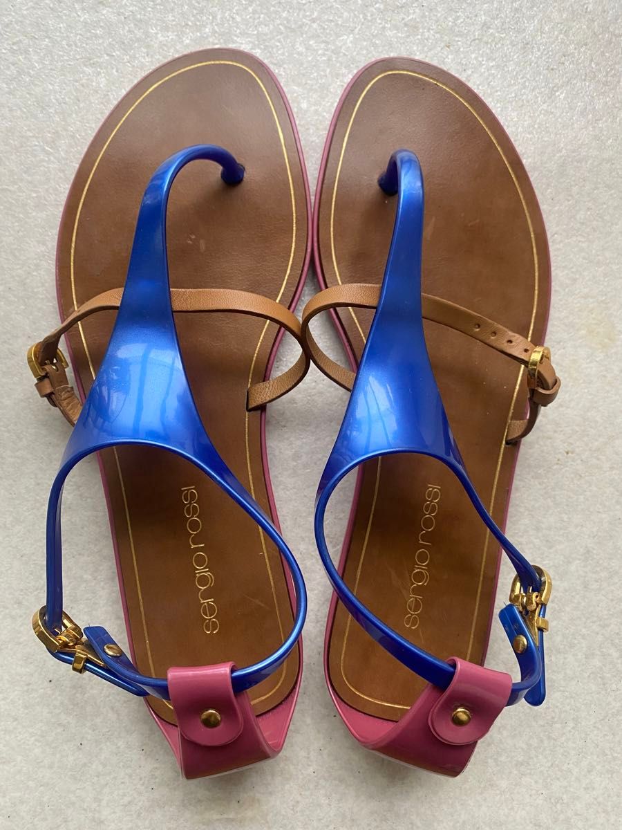 靴お値下げ中●セルジオロッシ●トングサンダル36[23cm] 光沢ゴム素材ビーチサンダル