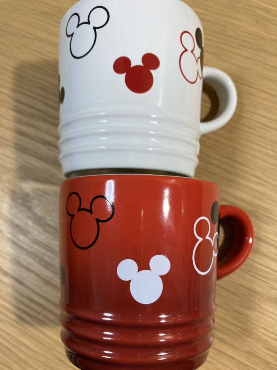 ルクルーゼ×ディズニー≪ミッキーマウス マグカップ 2個≫陶器製 ルクルーゼ×ディズニー≪ミッキーマウス マグカップ 2個≫陶器製