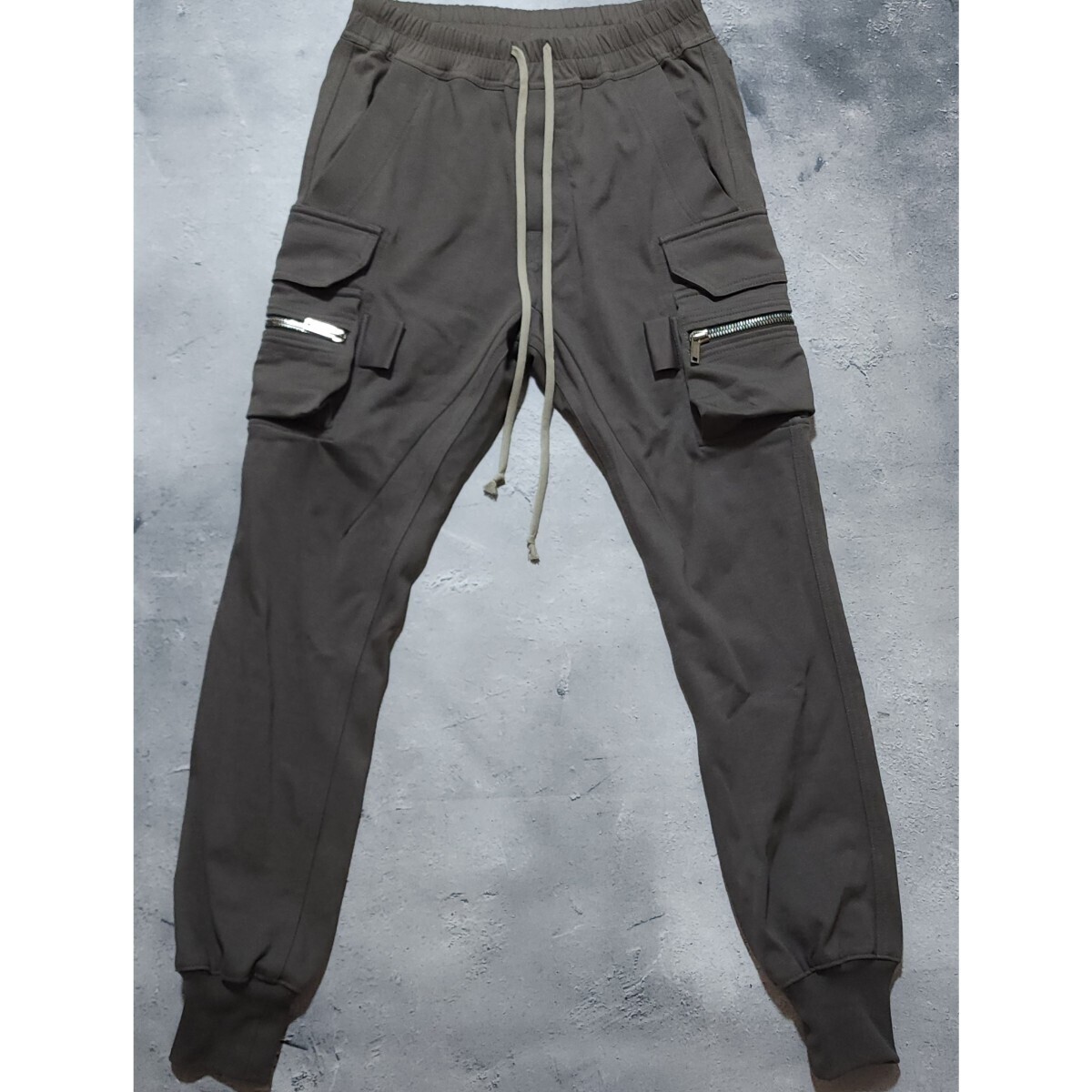未使用・半額以下】Rick Owens 21FW マストドンカーゴパンツ 未使用・半額以下】Rick Owens 21FW マストドンカーゴパンツ