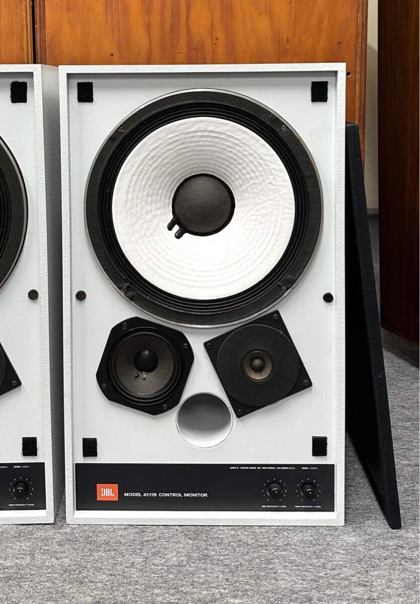 JBL 4311B MONITOR CONTROL スピーカーペア。動作品 - GETNIPPON JBL 4311B MONITOR CONTROL スピーカーペア。動作品 - GETNIPPON