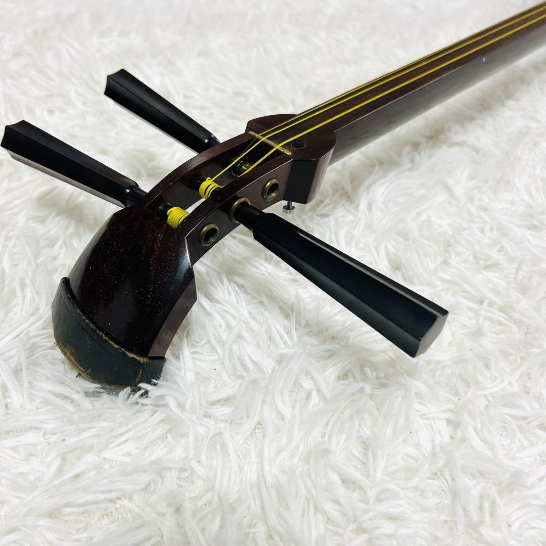 良品】三味線 割り込ま 破れアリ 細棹 紅木 東サワリ 良品】三味線 割り込ま 破れアリ 細棹 紅木 東サワリ