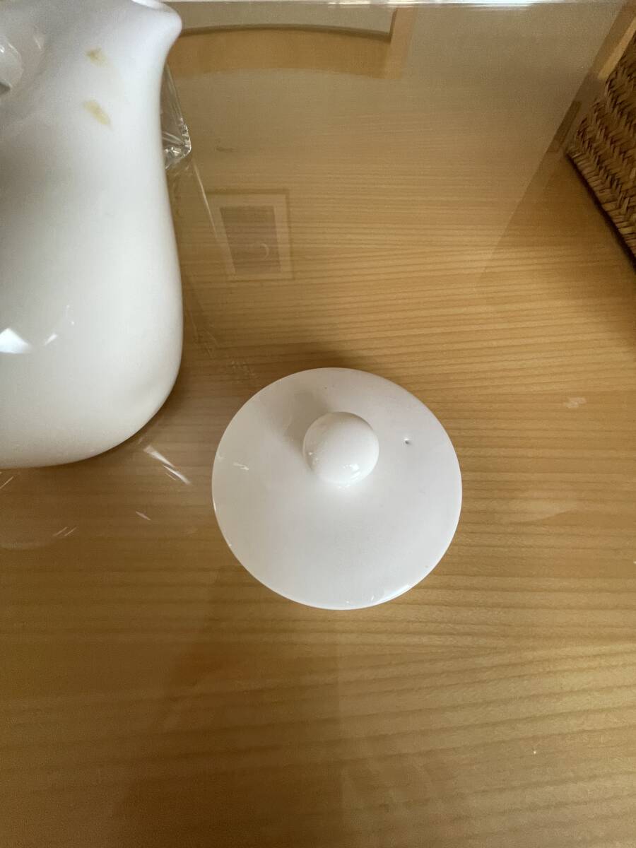 未使用品・FINE BONE CHINA・デザイン 柳宗理・茶器・ポット 未使用品・FINE BONE CHINA・デザイン 柳宗理・茶器・ポット