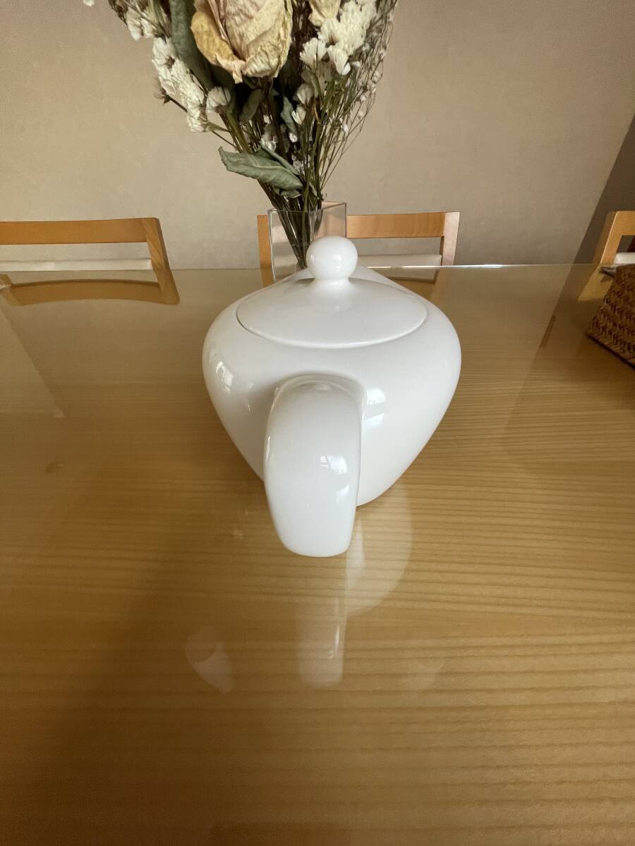 Yahoo!オークション - 未使用品・FINE BONE CHINA・デザイン Yahoo!オークション - 未使用品・FINE BONE CHINA・デザイン
