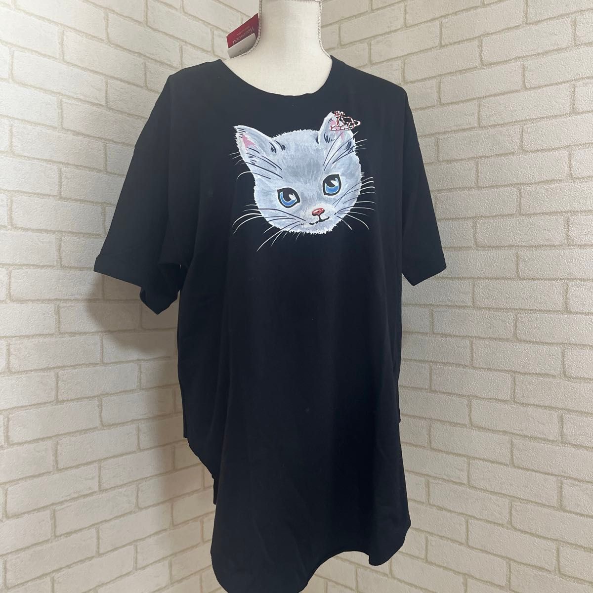ヴィヴィアンウエストウッド Vivienne Westwood cat ラウンド ヴィヴィアンウエストウッド Vivienne Westwood cat ラウンド
