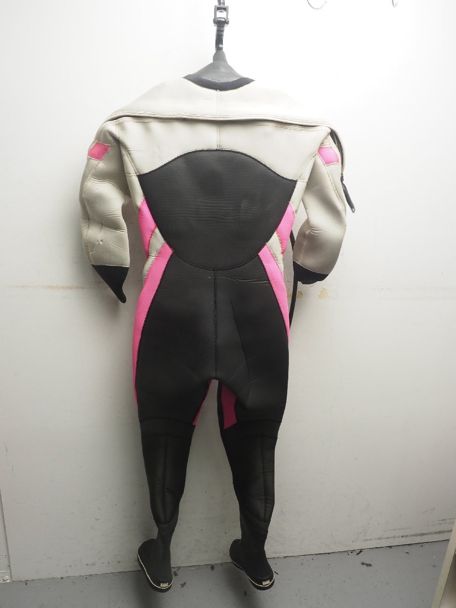 USED WorldDive ワールドダイブ ドライスーツ レディース 158cm USED WorldDive ワールドダイブ ドライスーツ レディース 158cm