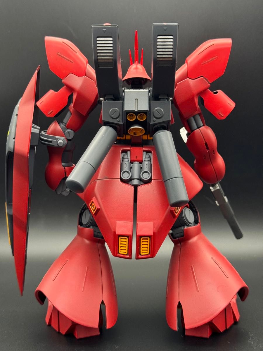 ガンプラ塗装済み完成品 HGUC 1/144 サザビー|Yahoo!フリマ(旧 ガンプラ塗装済み完成品 HGUC 1/144 サザビー|Yahoo!フリマ(旧