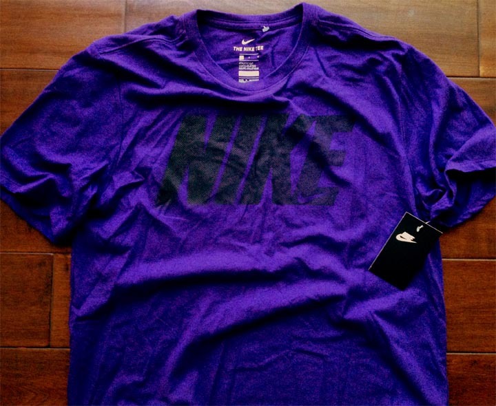 【既決USA】NIKE ・ ナイキ@完売胸元【NIKE】ロゴ入半袖Tシャツ【NIKE Men's DRI-FIT Logo Graphic T-Shirt】 Purple @XL_画像3