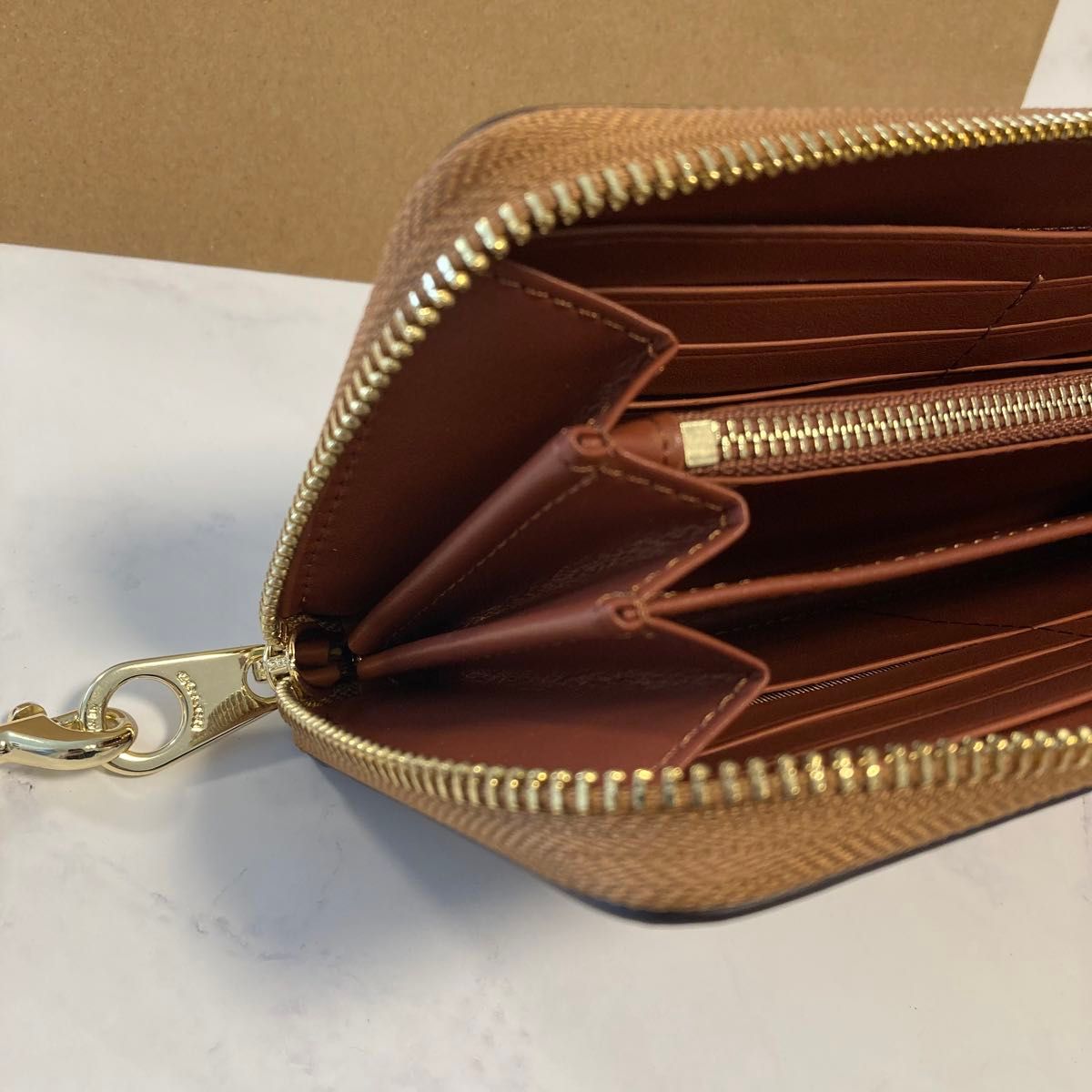 新品未使用 COACH コーチ 長財布 スヌーピー コラボ新作 新品未使用 COACH コーチ 長財布 スヌーピー コラボ新作