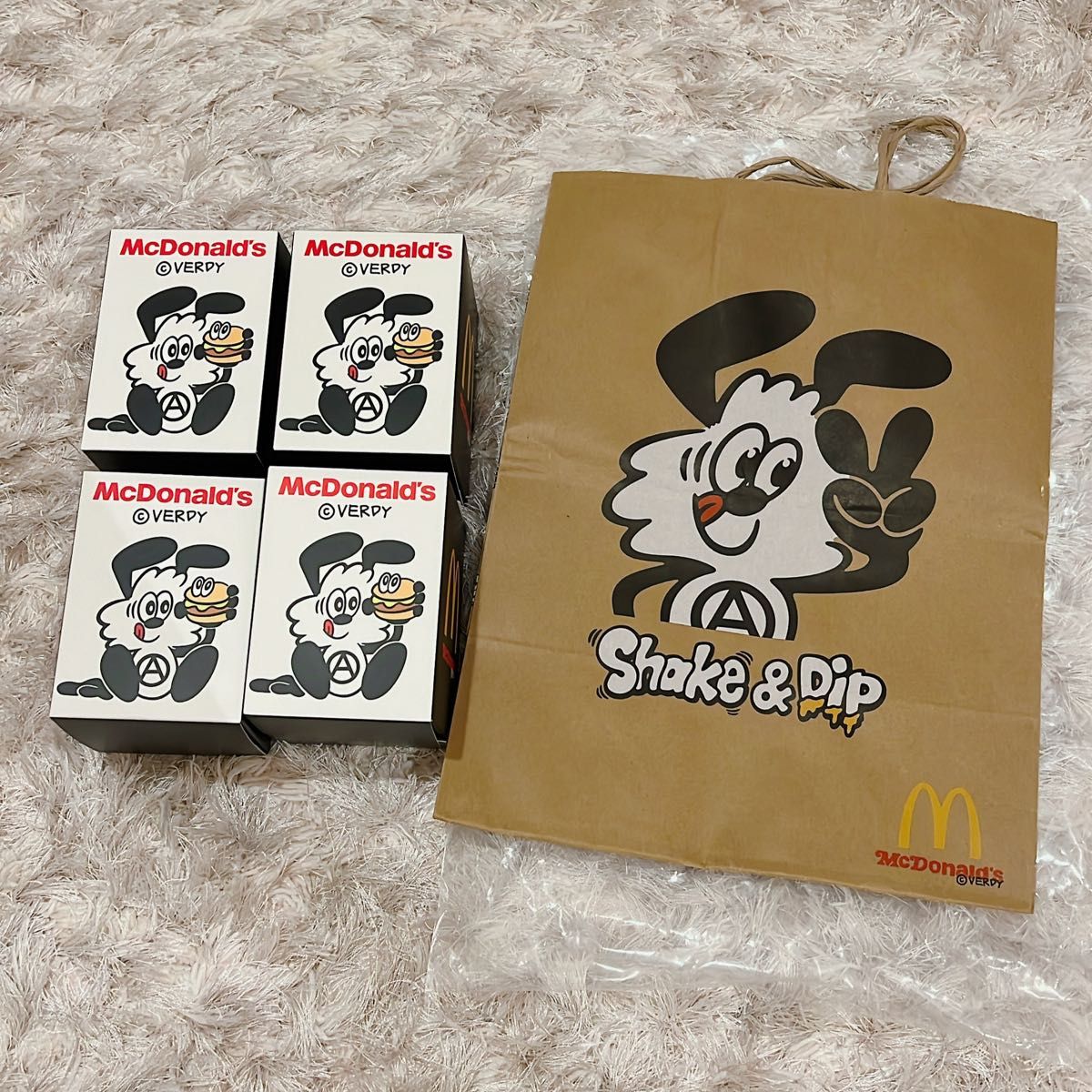 Verdy x McDonalds マクドナルド フィギュア 4種類セット Verdy x McDonalds マクドナルド フィギュア 4種類セット