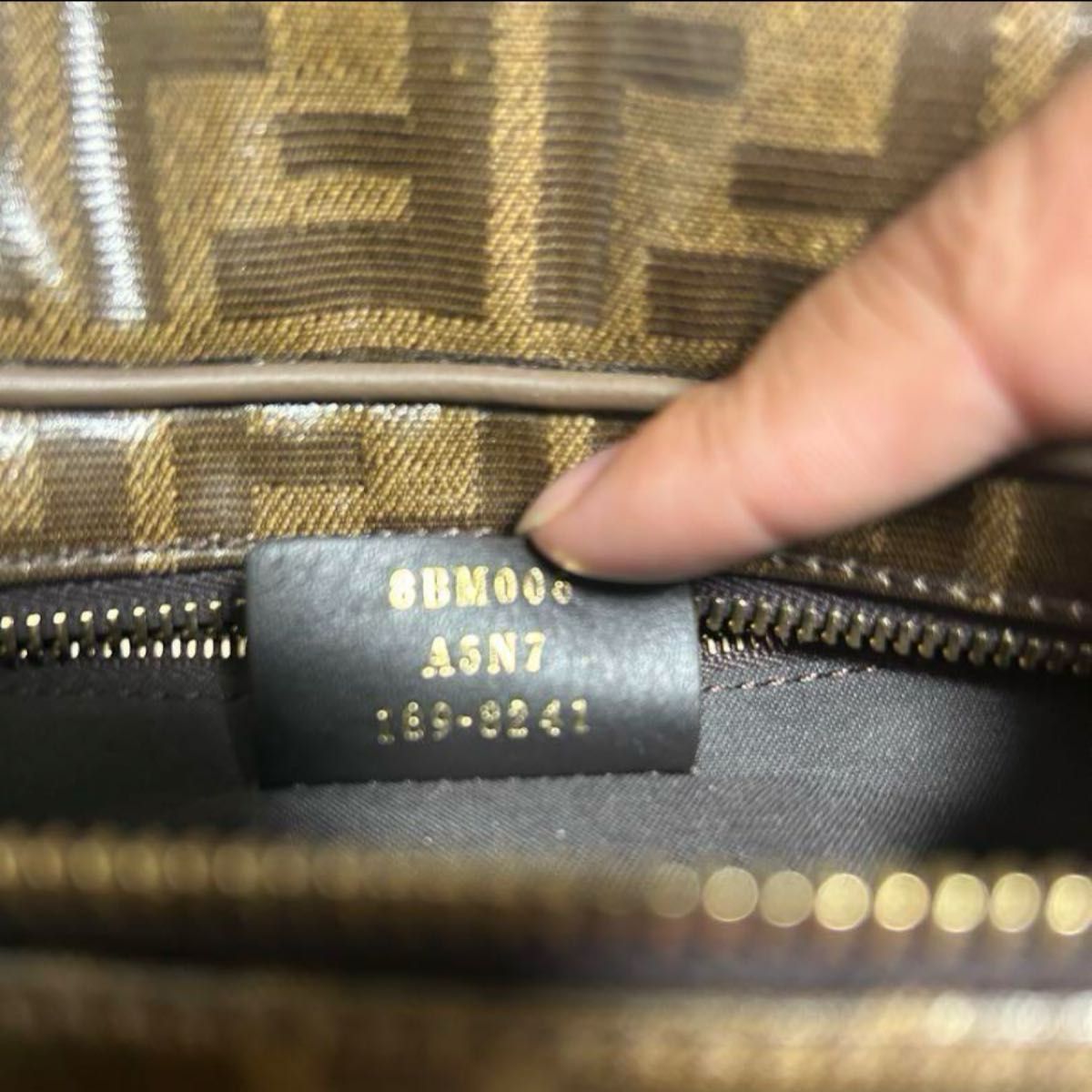 極美品 FENDI×FILAコラボ メンズボディバッグ|Yahoo!フリマ(旧 極美品 FENDI×FILAコラボ メンズボディバッグ|Yahoo!フリマ(旧