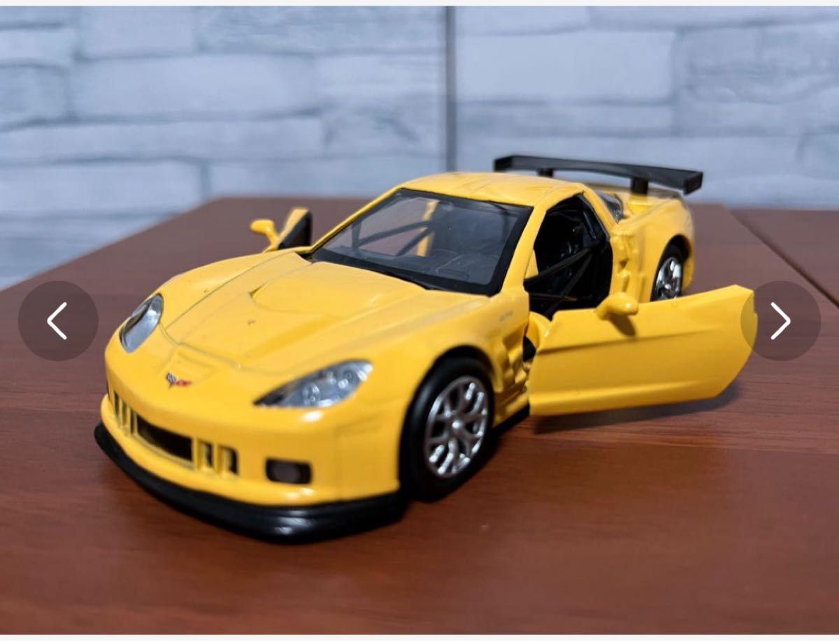 シボレー　コルベットC6-R  ミニカー　合金　ダイキャスト