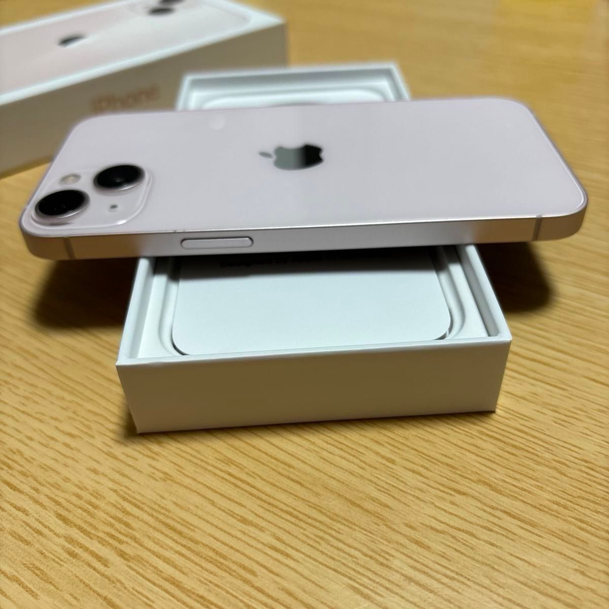 美品】iPhone 13 ピンク 256GB SIMフリー バッテリー 89% Apple 美品】iPhone 13 ピンク 256GB SIMフリー バッテリー 89% Apple
