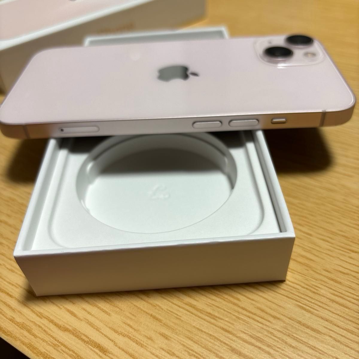 美品】iPhone 13 ピンク 256GB SIMフリー バッテリー 89% Apple 美品】iPhone 13 ピンク 256GB SIMフリー バッテリー 89% Apple