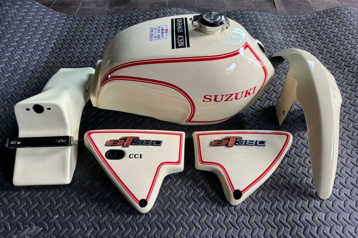 GT380 外装セット 美品 検索用 当時 当時物 三和ビックタンク GT380 外装セット 美品 検索用 当時 当時物 三和ビックタンク