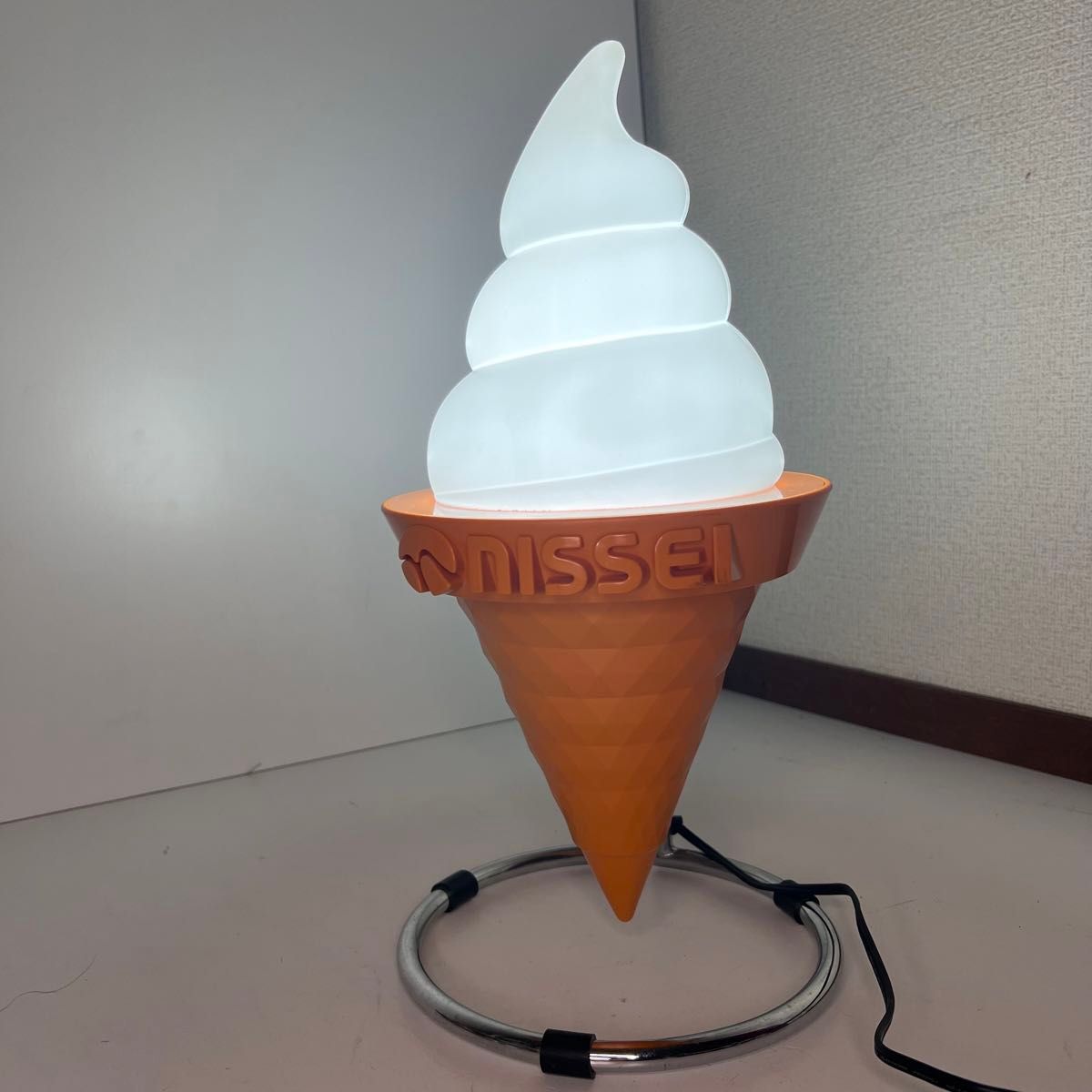 ニッセイ ソフトクリーム ライトスタンド NISSEI 看板 ニッセイ ソフトクリーム ライトスタンド NISSEI 看板