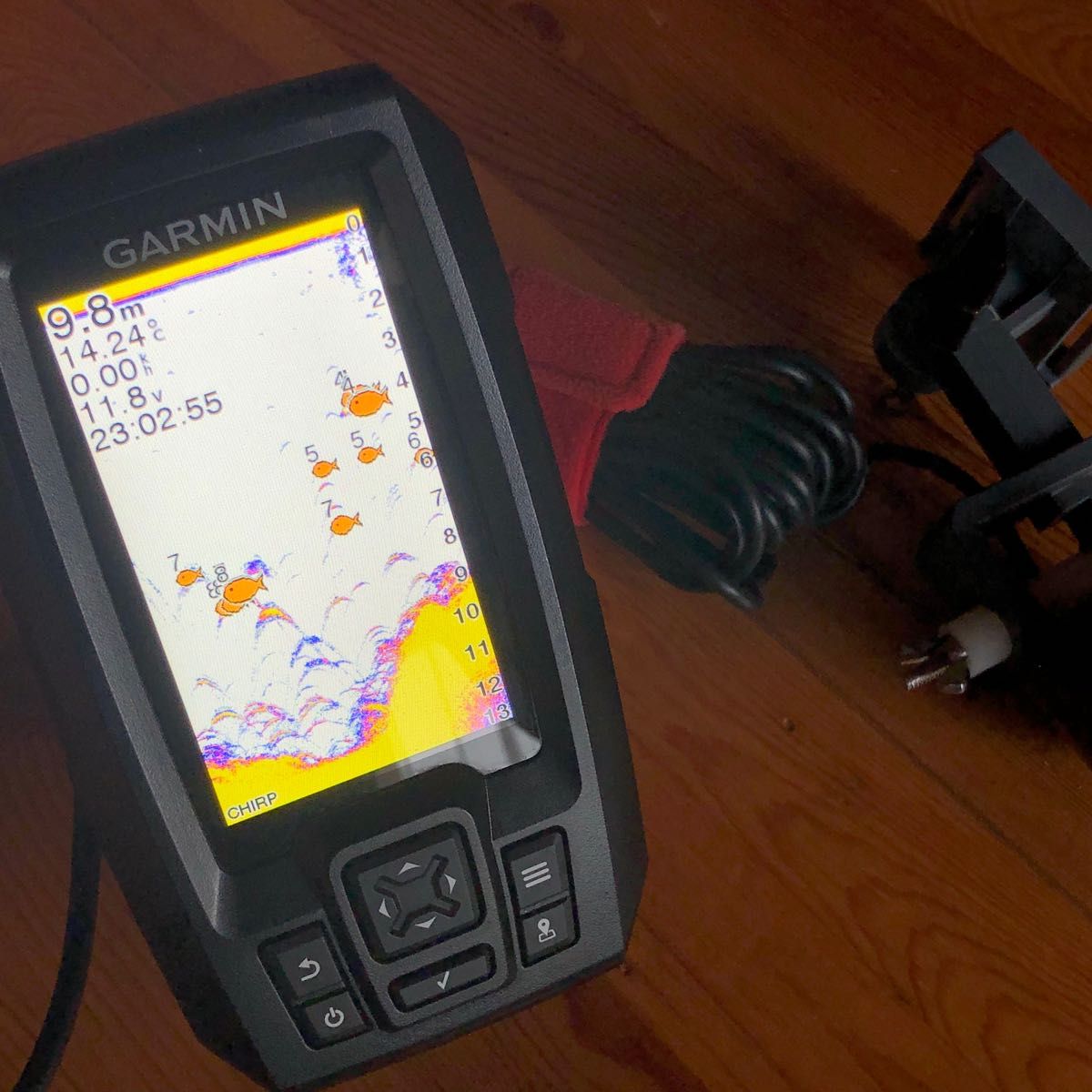 ガーミン ストライカー 4プラス 魚探 SUPに取付けて即使用可 SUP ガーミン ストライカー 4プラス 魚探 SUPに取付けて即使用可 SUP