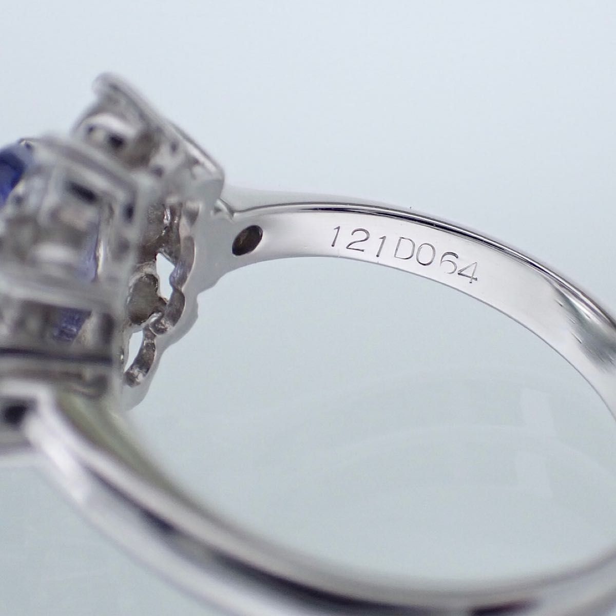 銀座ジュエリーマキ サファイア1 21ct Pt850 ダイヤリング D0 銀座ジュエリーマキ サファイア1 21ct Pt850 ダイヤリング D0